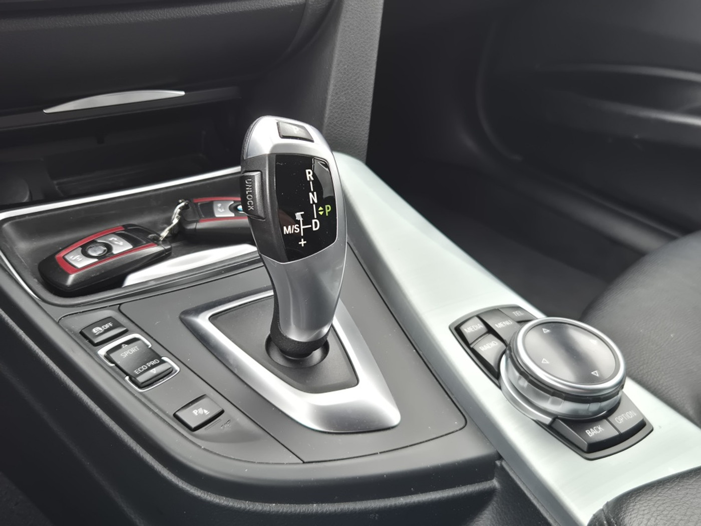 Foto van BMW 320i