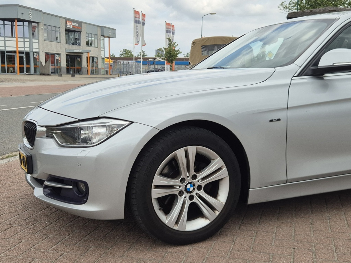 Foto van BMW 320i