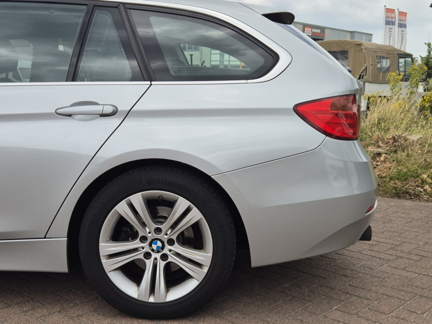 Foto van BMW 320i