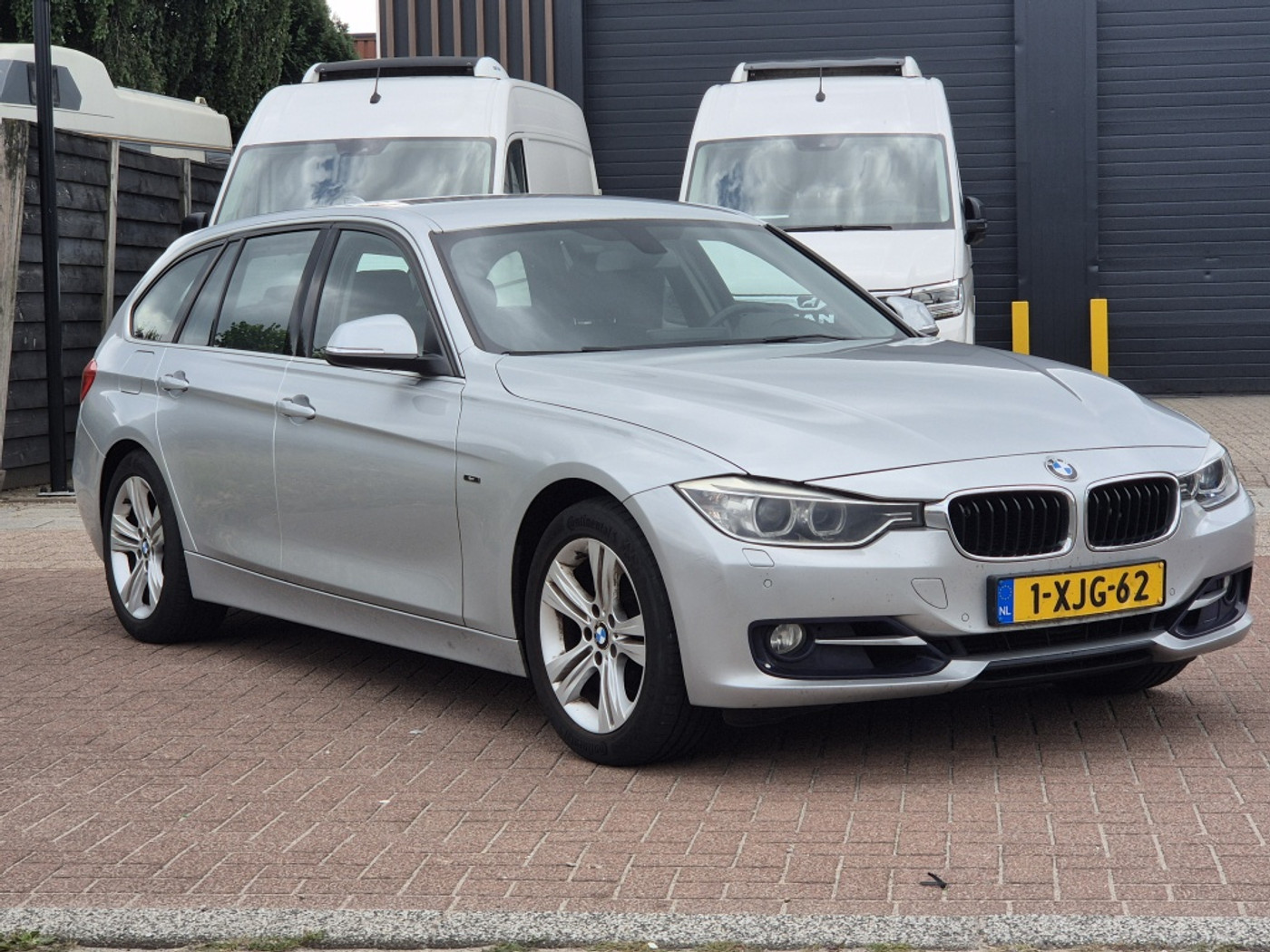 Foto van BMW 320i