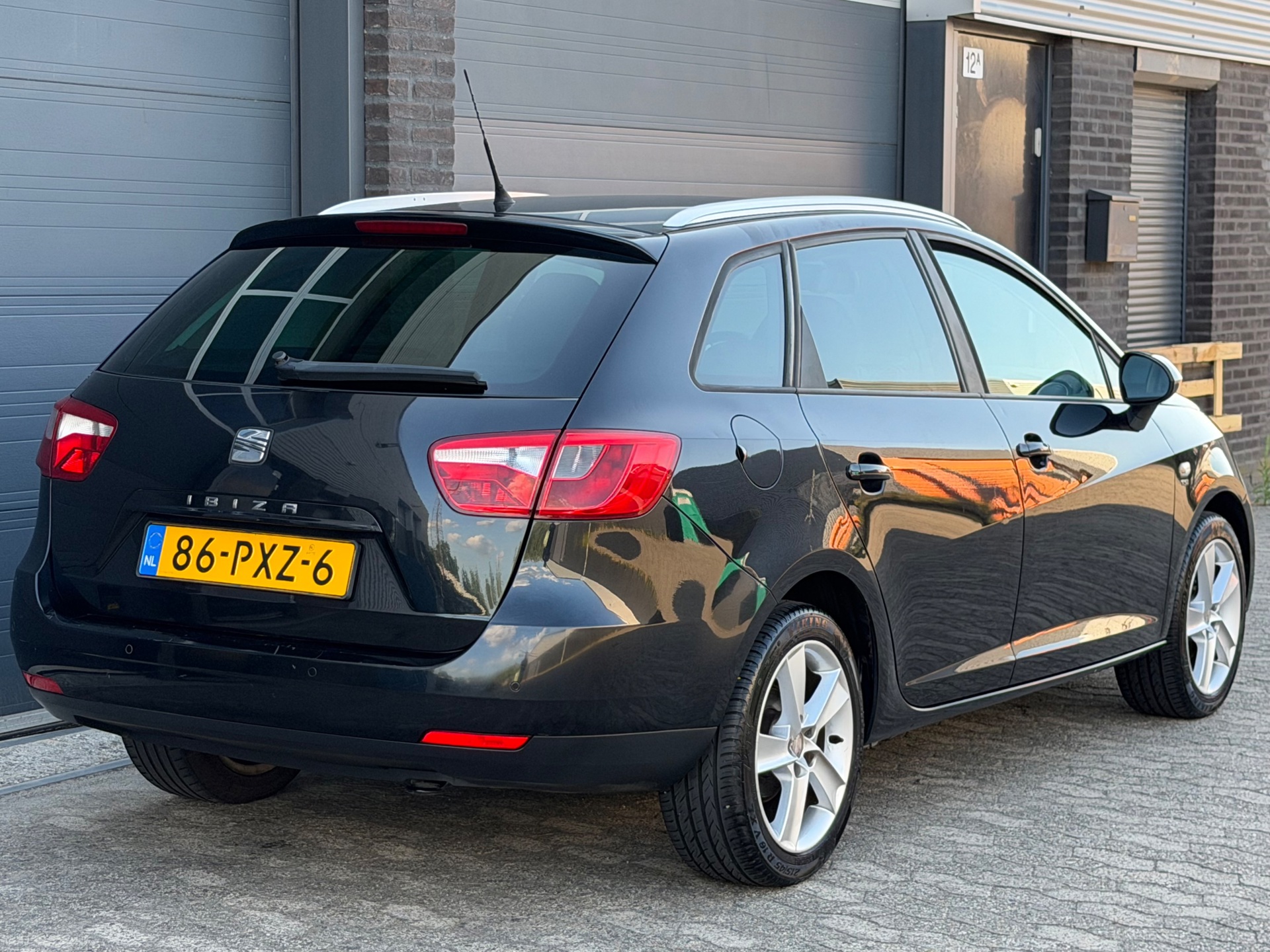 Foto van Seat Ibiza ST
