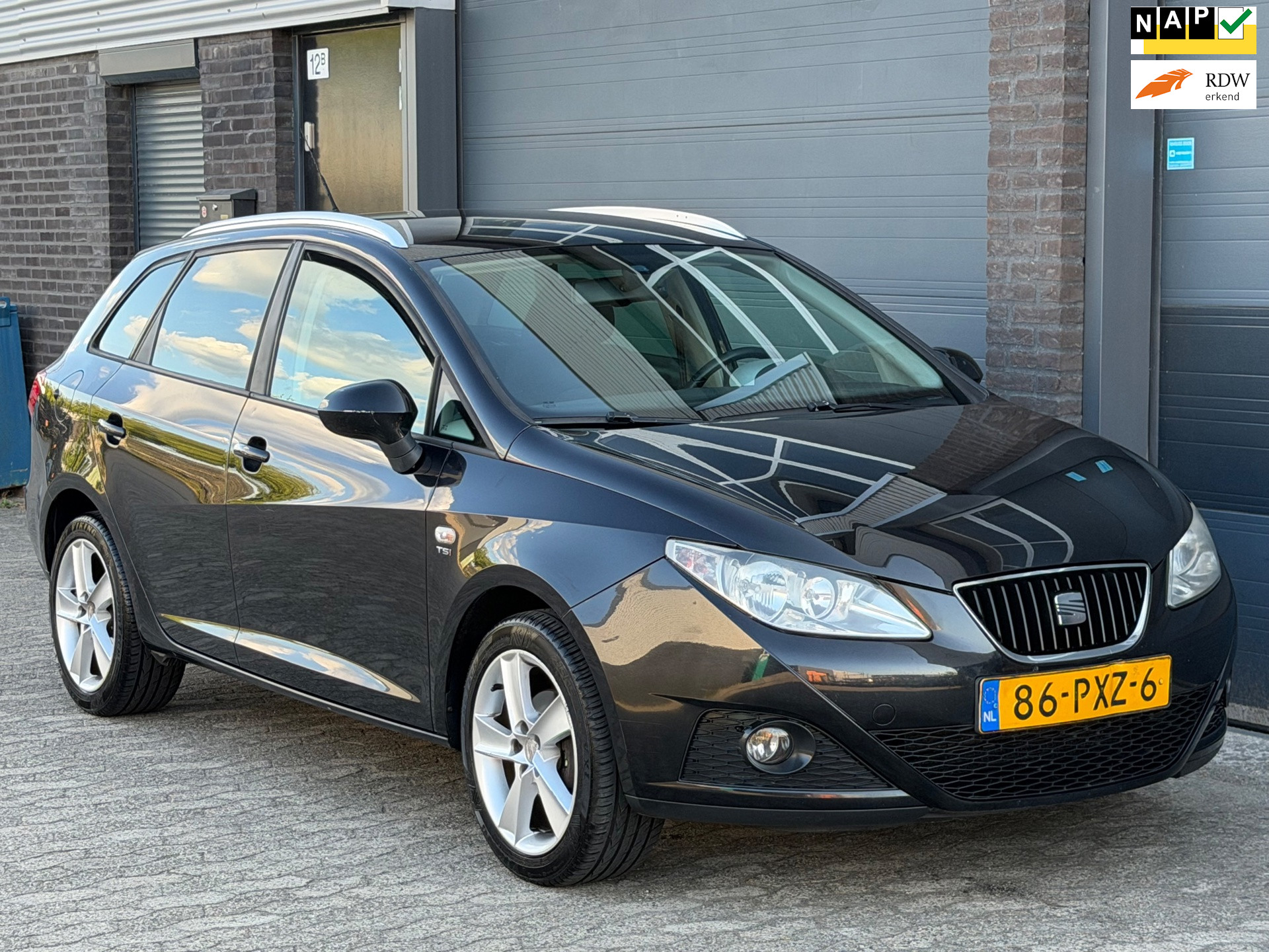Seat Ibiza ST 1.2 TSI Sport CLIMA CRUISE NAVI NW APK 2011 - voorkant