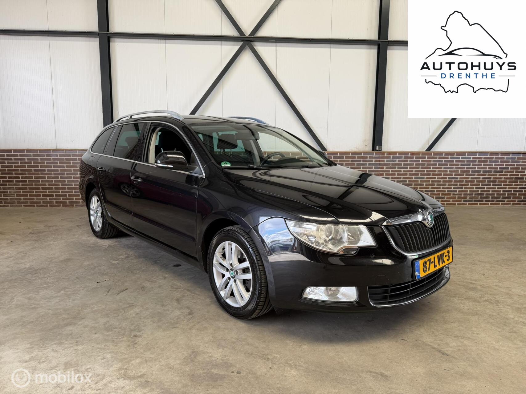 Skoda Superb 1.8 TSI Ambition 2010 - voorkant