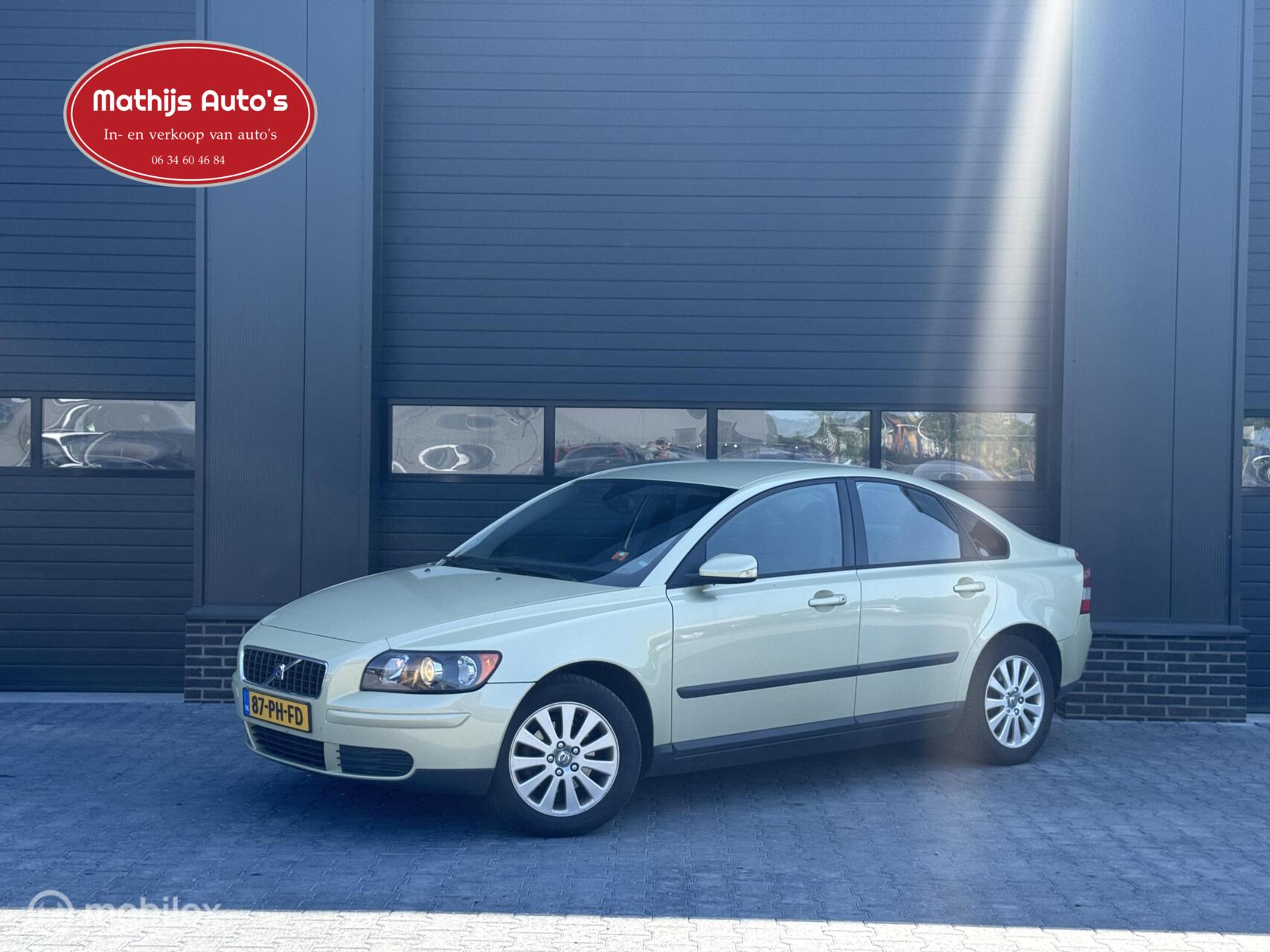 Volvo S40 1.8 Nette staat! Airco Cruise LM velgen! 2004 - voorkant