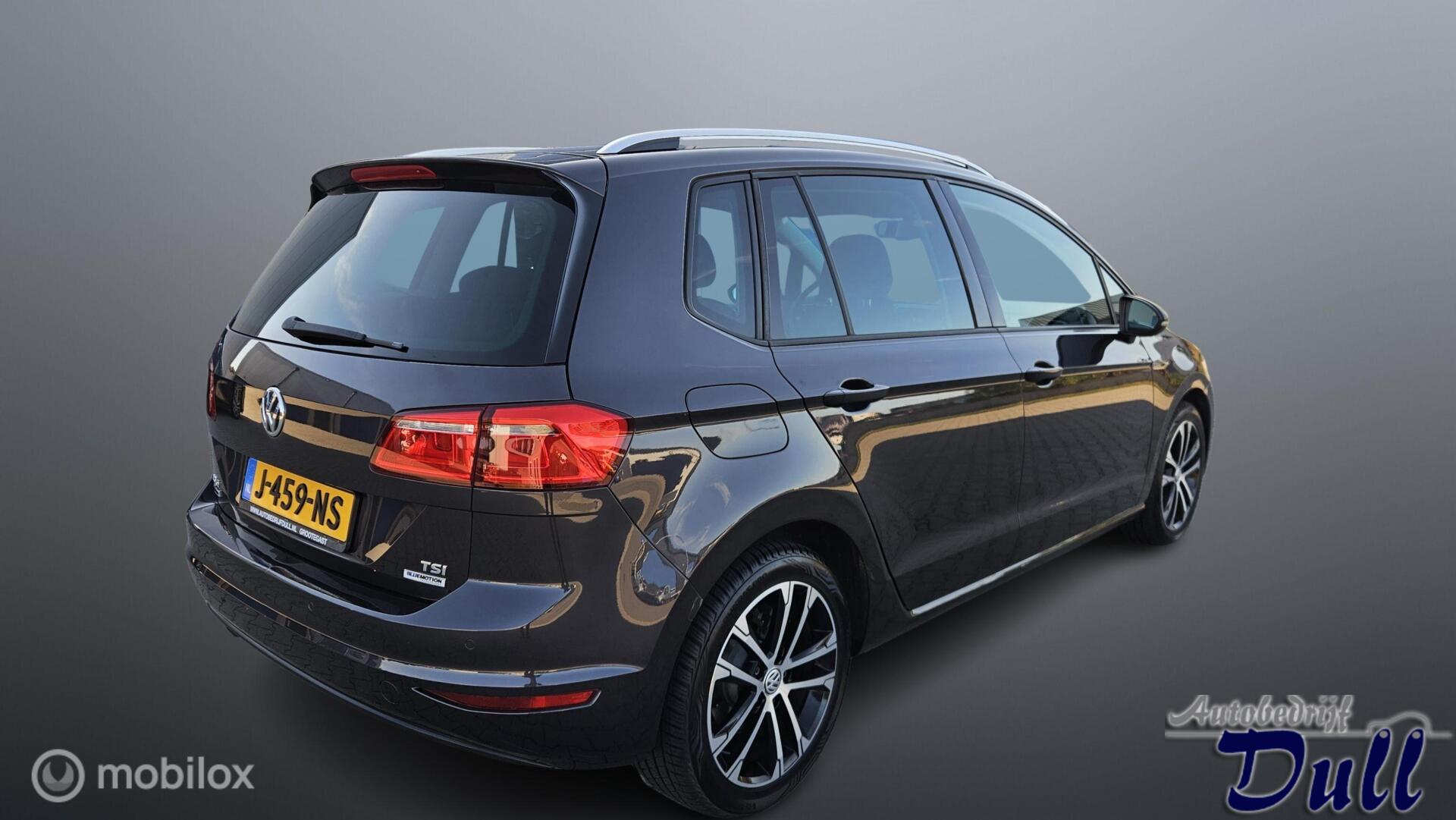 Foto van Volkswagen Golf Sportsvan
