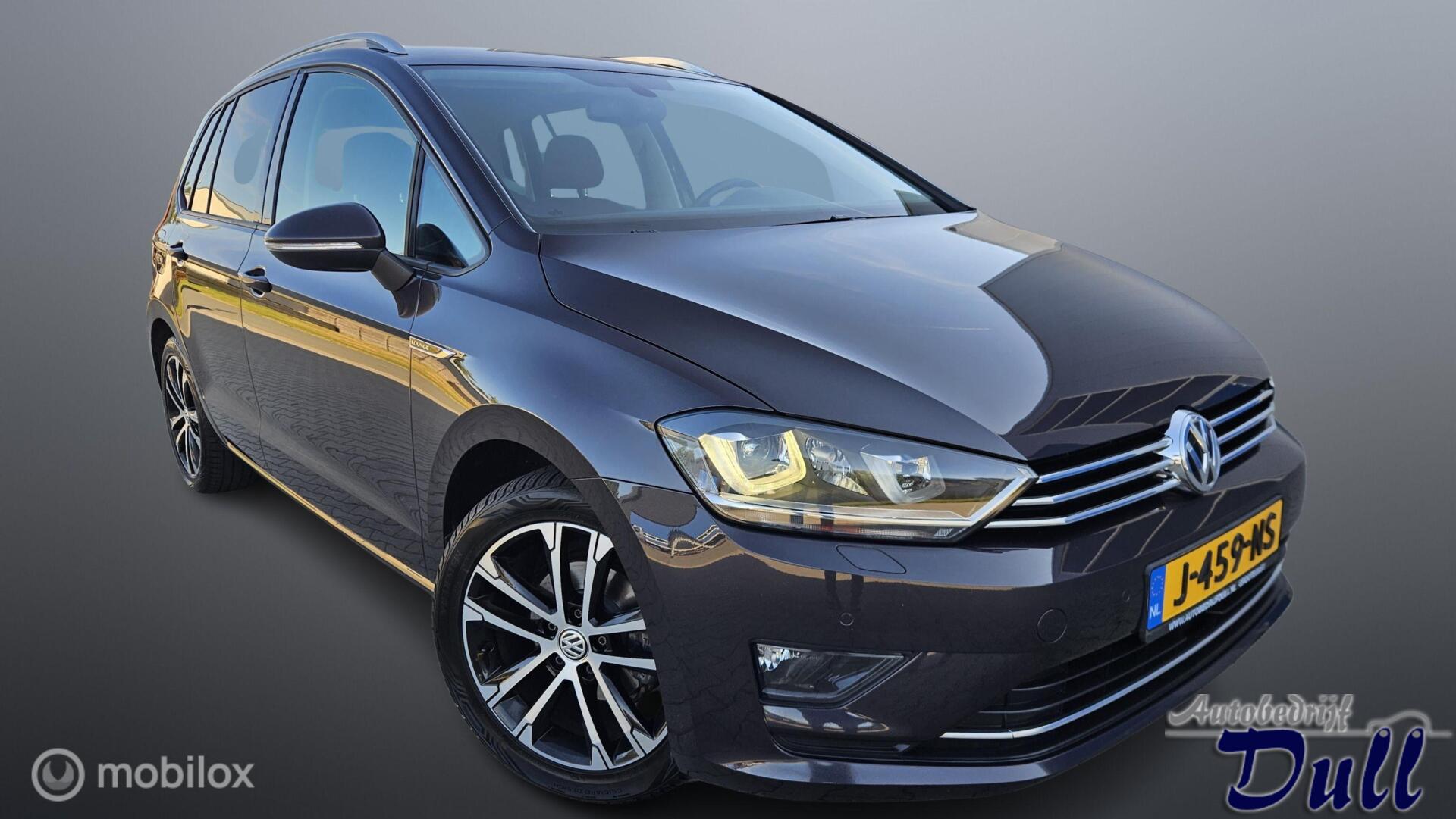 Volkswagen Golf Sportsvan 1.2 TSI 110PK Lounge Trekhaak!!! 2015 - voorkant