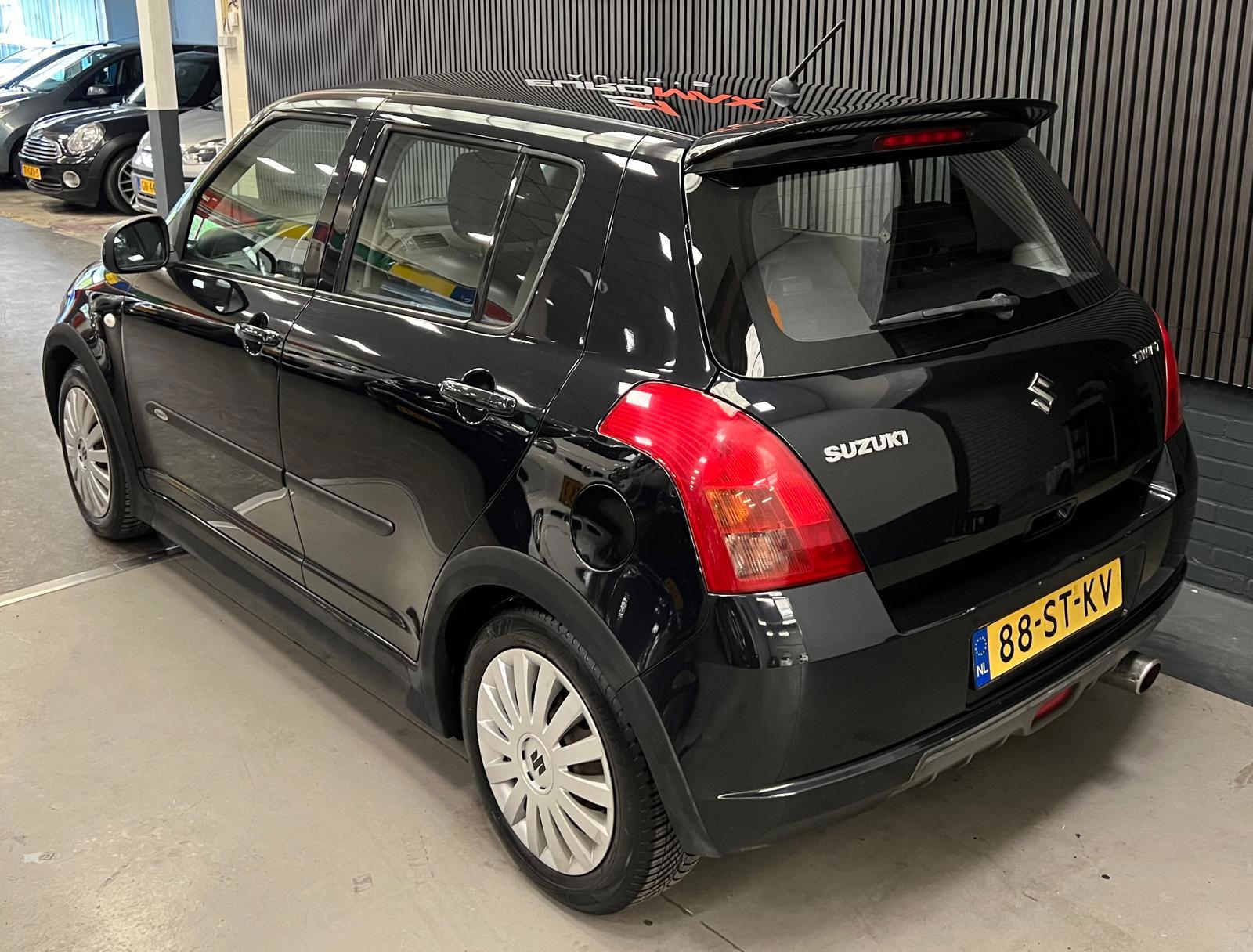 Foto van Suzuki Swift