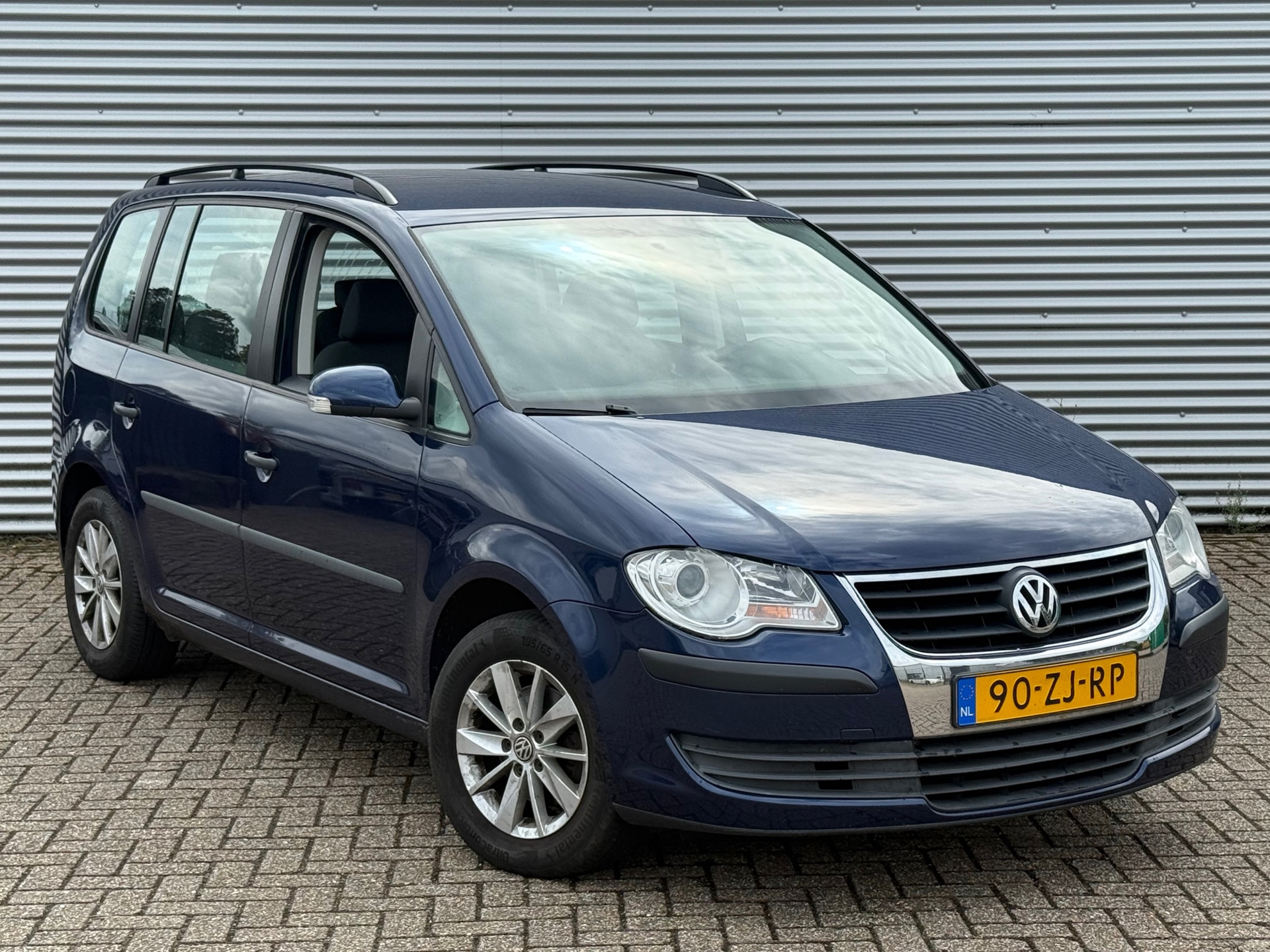 Volkswagen Touran 1.4 TSI Optive / DSG / AIRCO / NAP / Inruil Mog. 2008 - voorkant