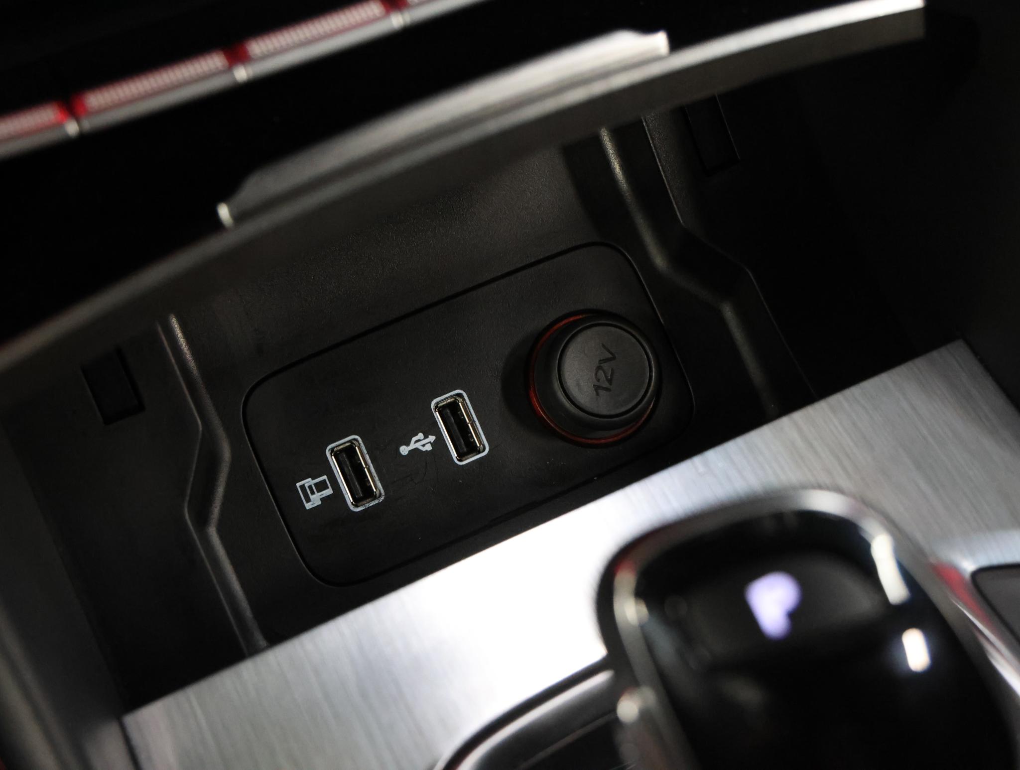 Foto van MG MG Ehs Plug-in Hybrid