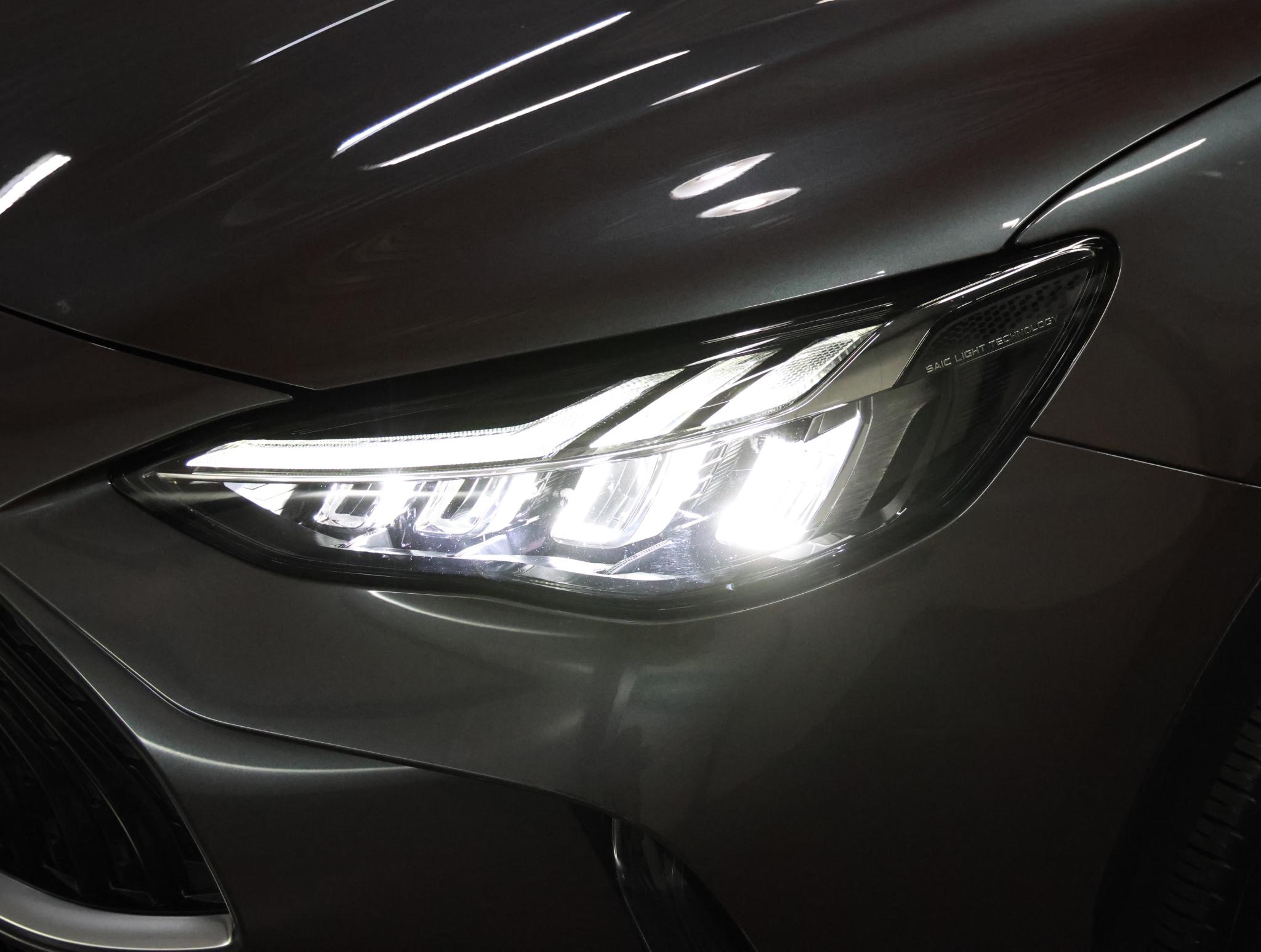 Foto van MG MG Ehs Plug-in Hybrid