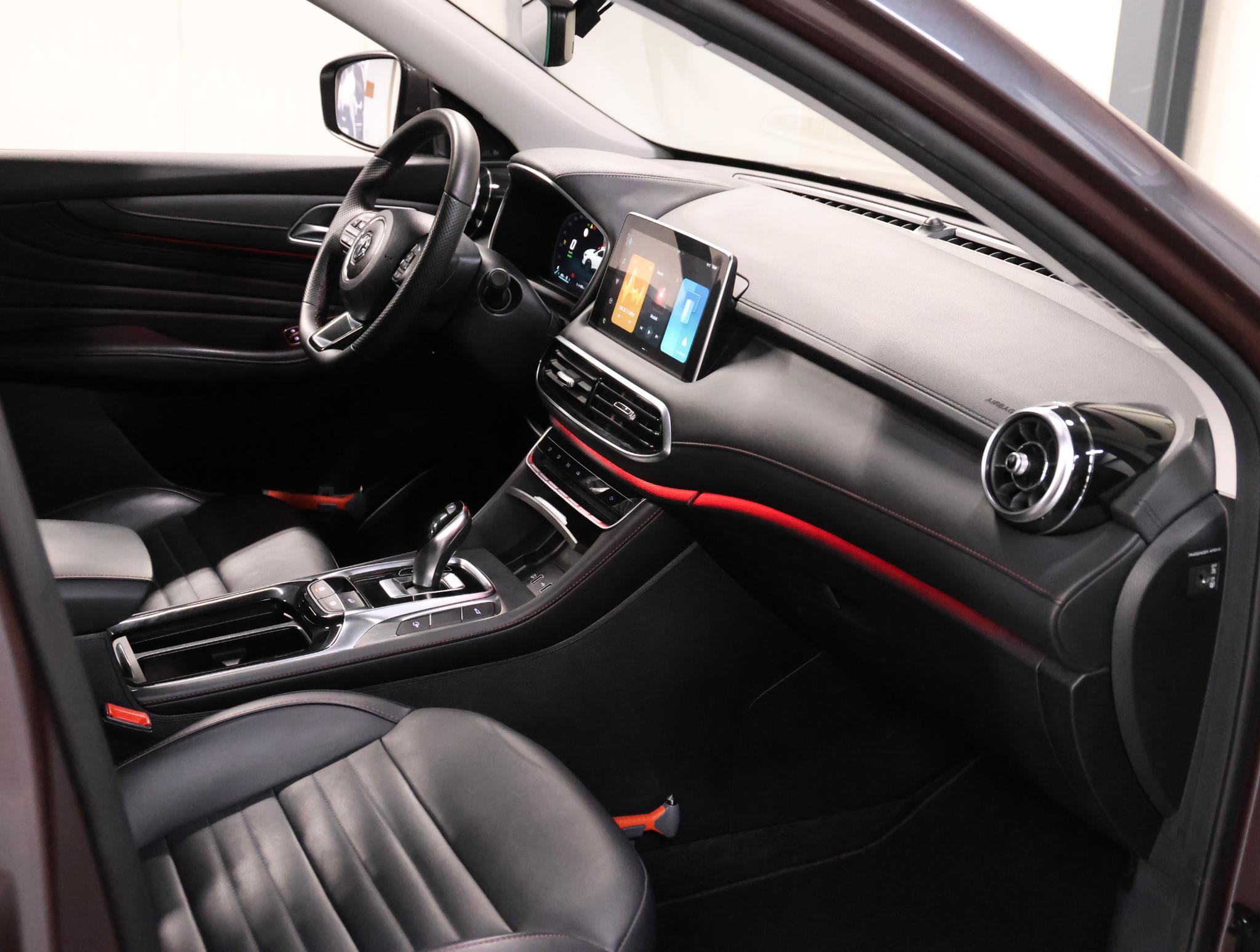 Foto van MG MG Ehs Plug-in Hybrid
