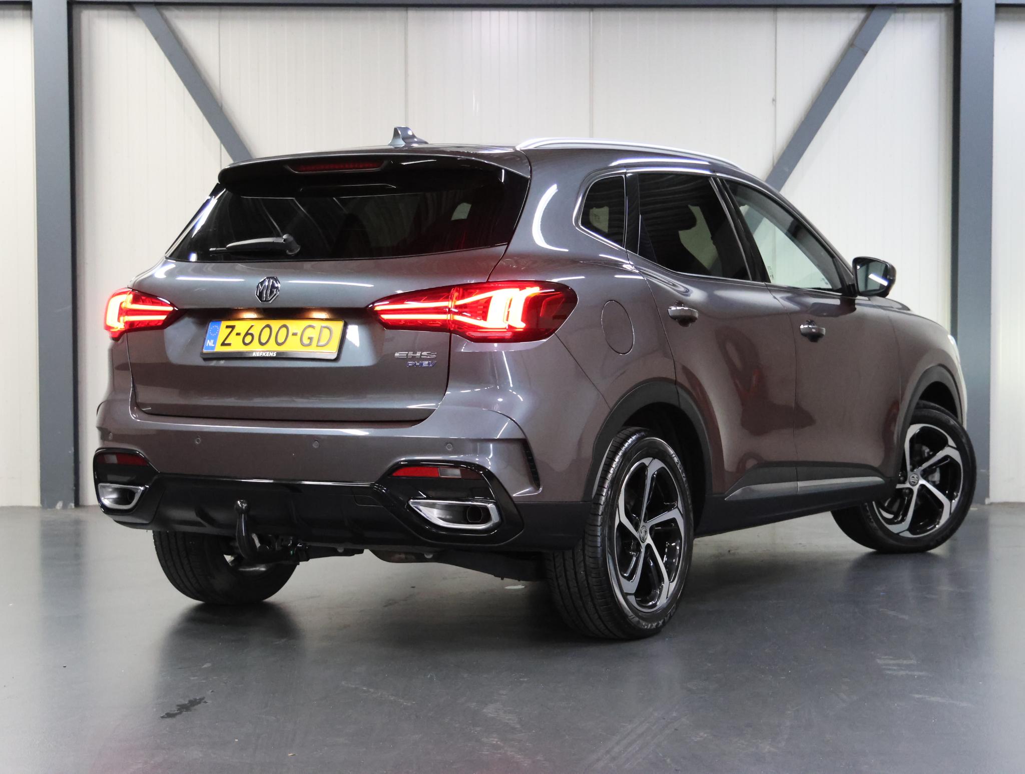 Foto van MG MG Ehs Plug-in Hybrid