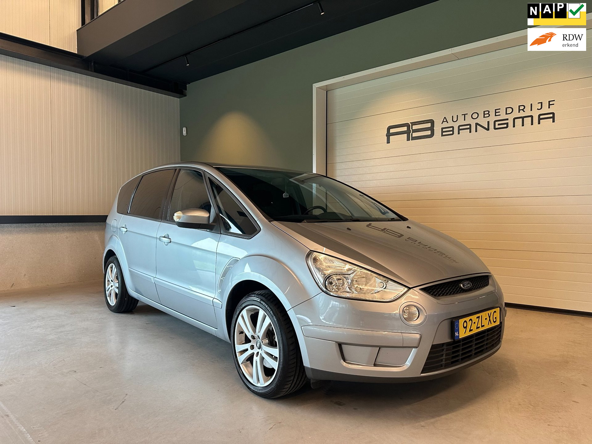 Ford S-max 2.0-16V|CLIMA AIRCO|ANDROID|TREKHAAK|BLUETOOTH|CRUISE CONTROL|ISOFIX|VELGEN|AUX|nwe APK+ONDERHOUDSBEURT BIJ AFLEVERING 2008 - voorkant