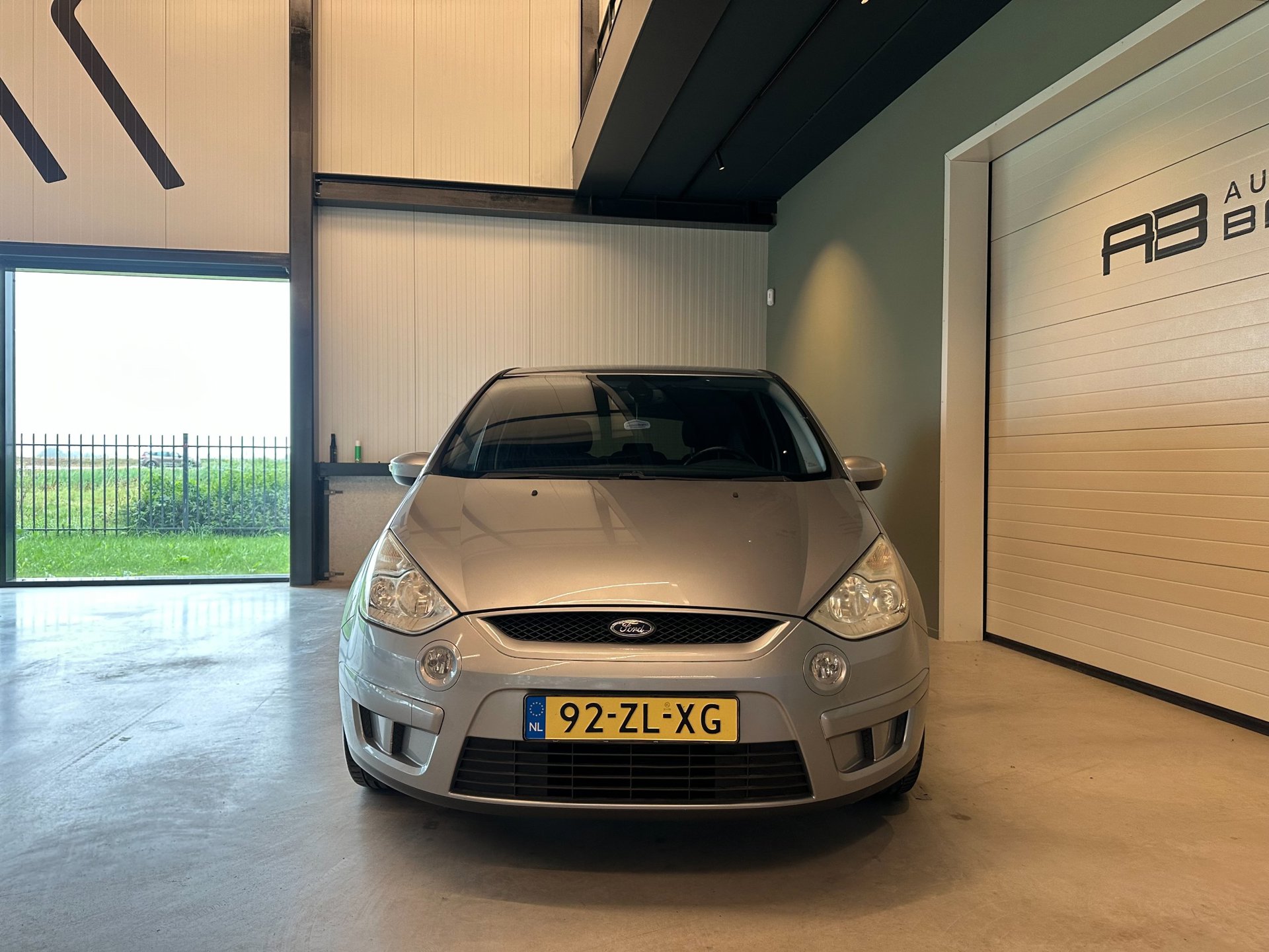 Foto van Ford S-max