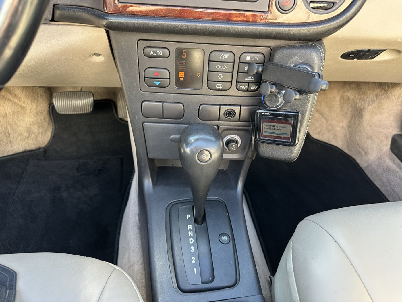Foto van Saab Saab 900