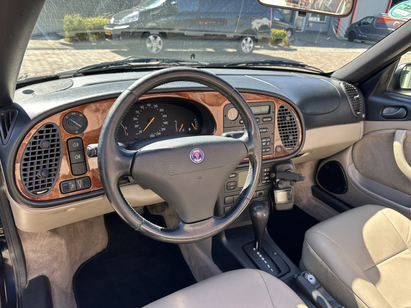Foto van Saab Saab 900