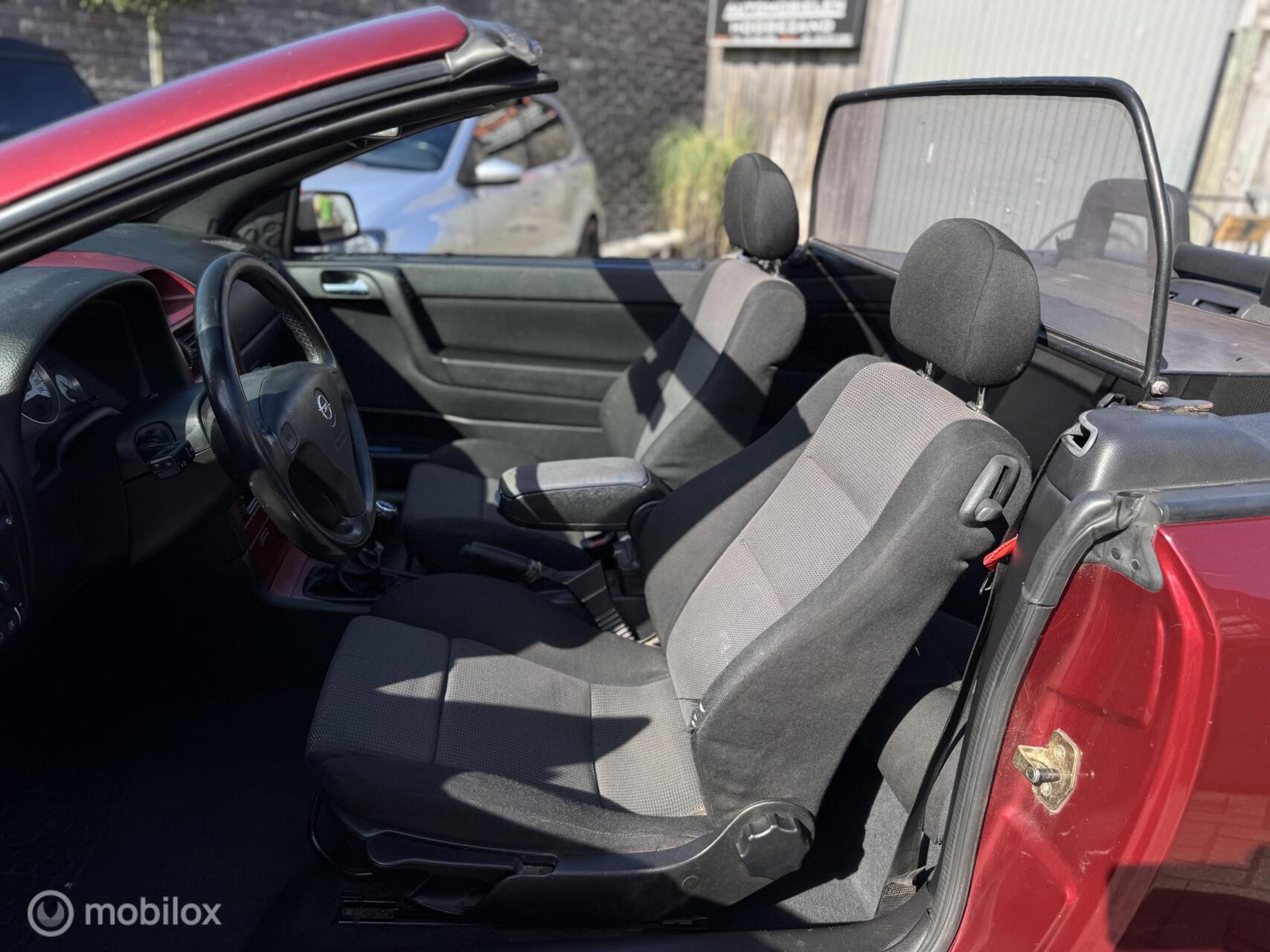 Foto van Opel Astra-g-cabrio