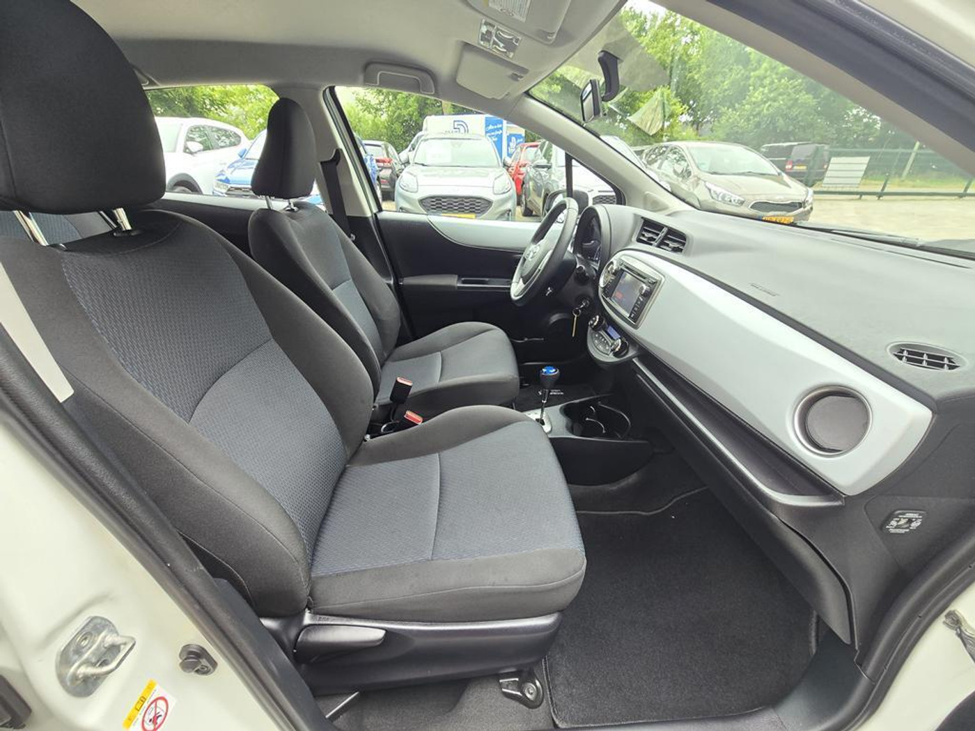 Foto van Toyota Toyota Yaris Hybrid