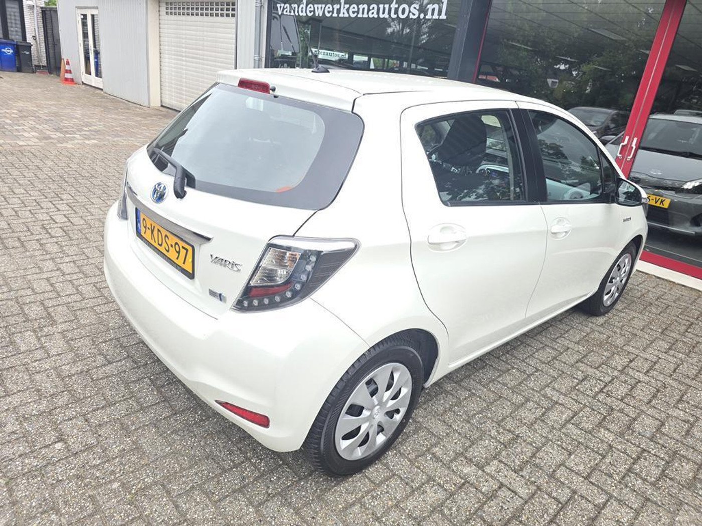 Foto van Toyota Toyota Yaris Hybrid
