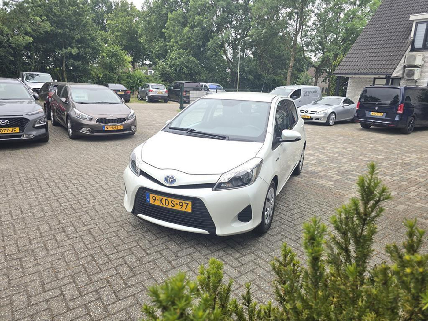Foto van Toyota Toyota Yaris Hybrid