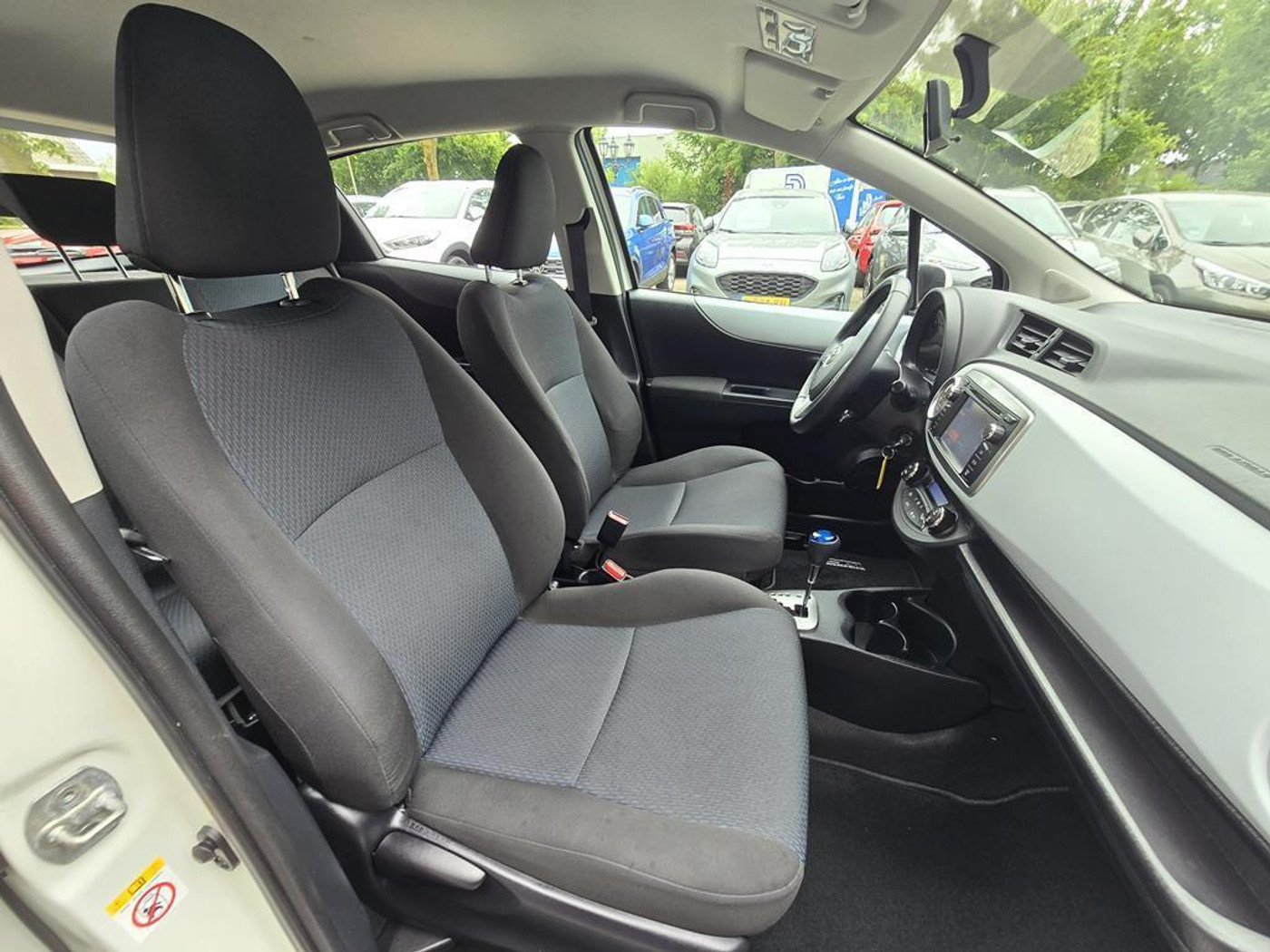 Foto van Toyota Toyota Yaris Hybrid
