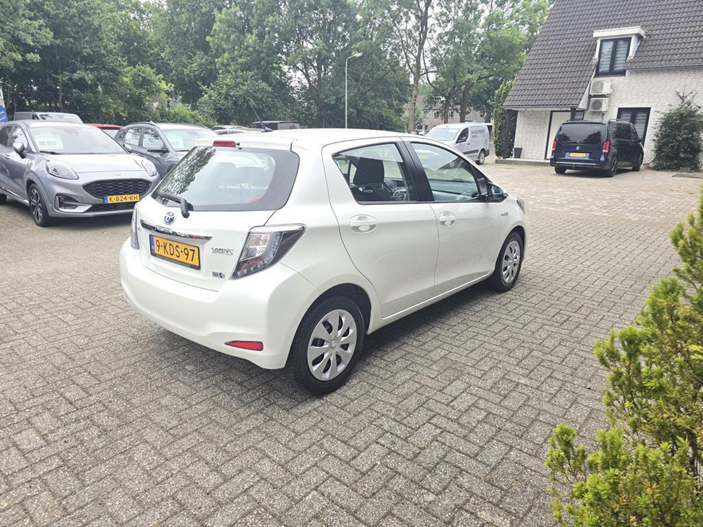 Foto van Toyota Toyota Yaris Hybrid