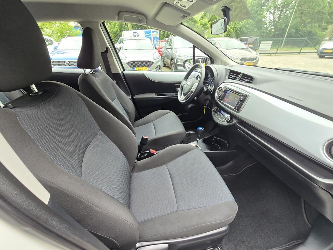 Foto van Toyota Toyota Yaris Hybrid