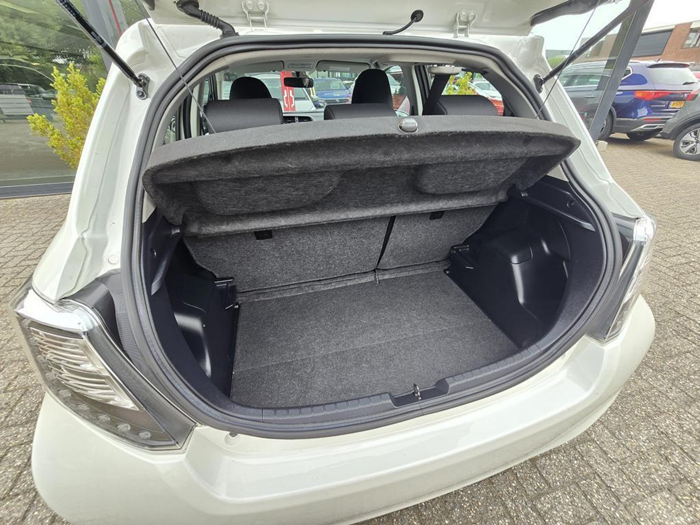 Foto van Toyota Toyota Yaris Hybrid