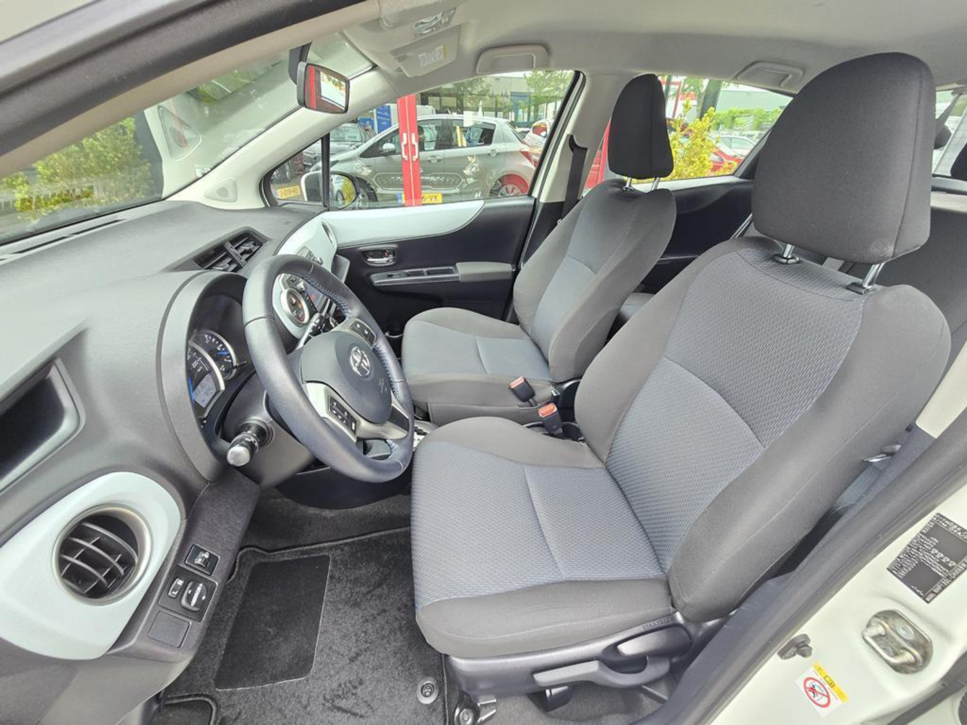 Foto van Toyota Toyota Yaris Hybrid