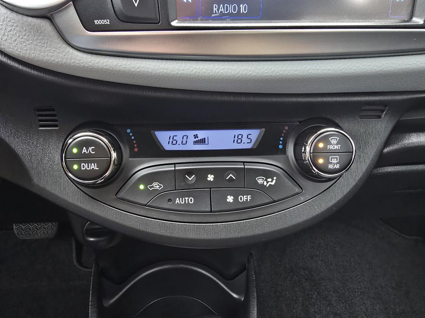 Foto van Toyota Toyota Yaris Hybrid