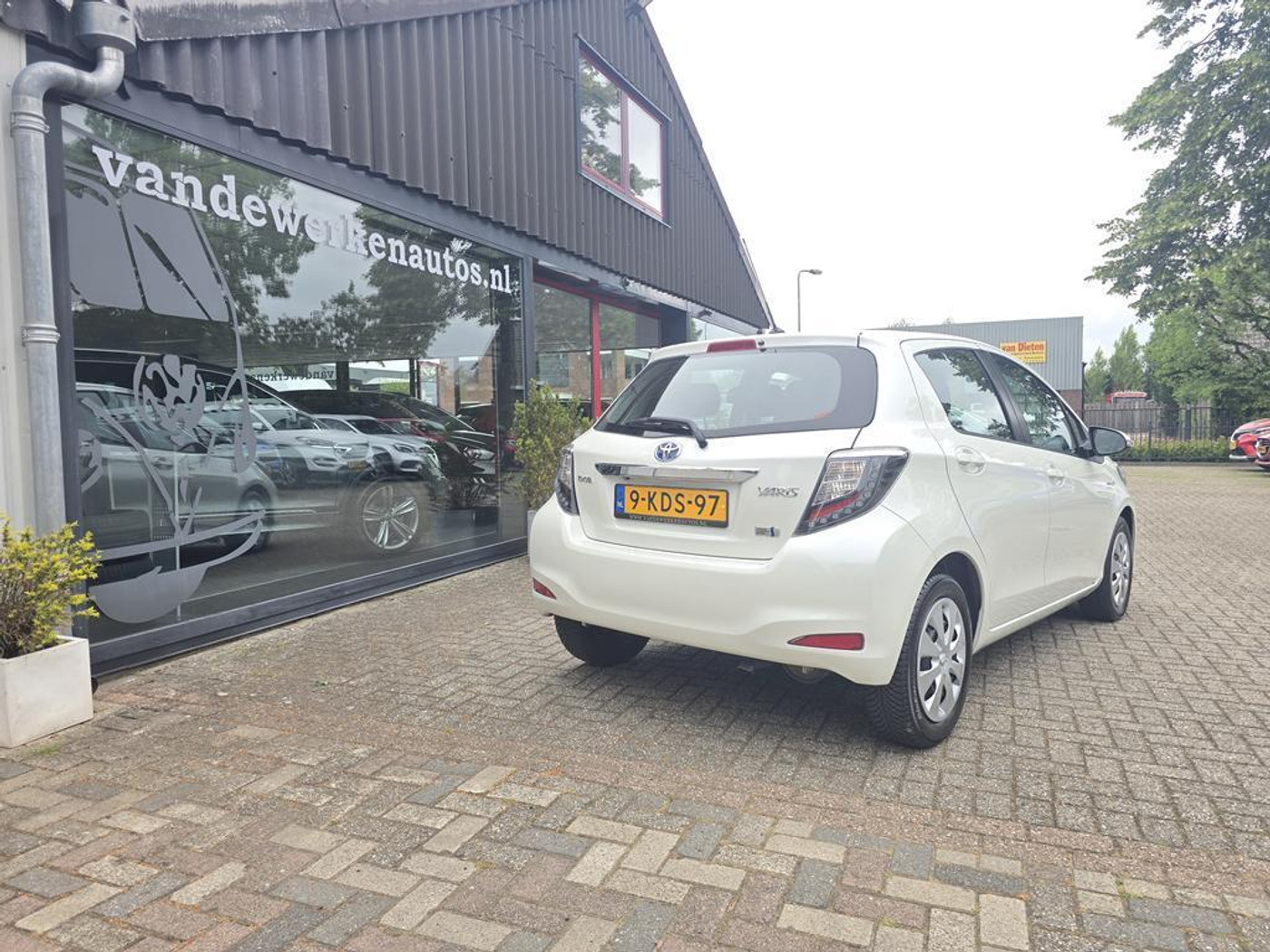 Foto van Toyota Toyota Yaris Hybrid