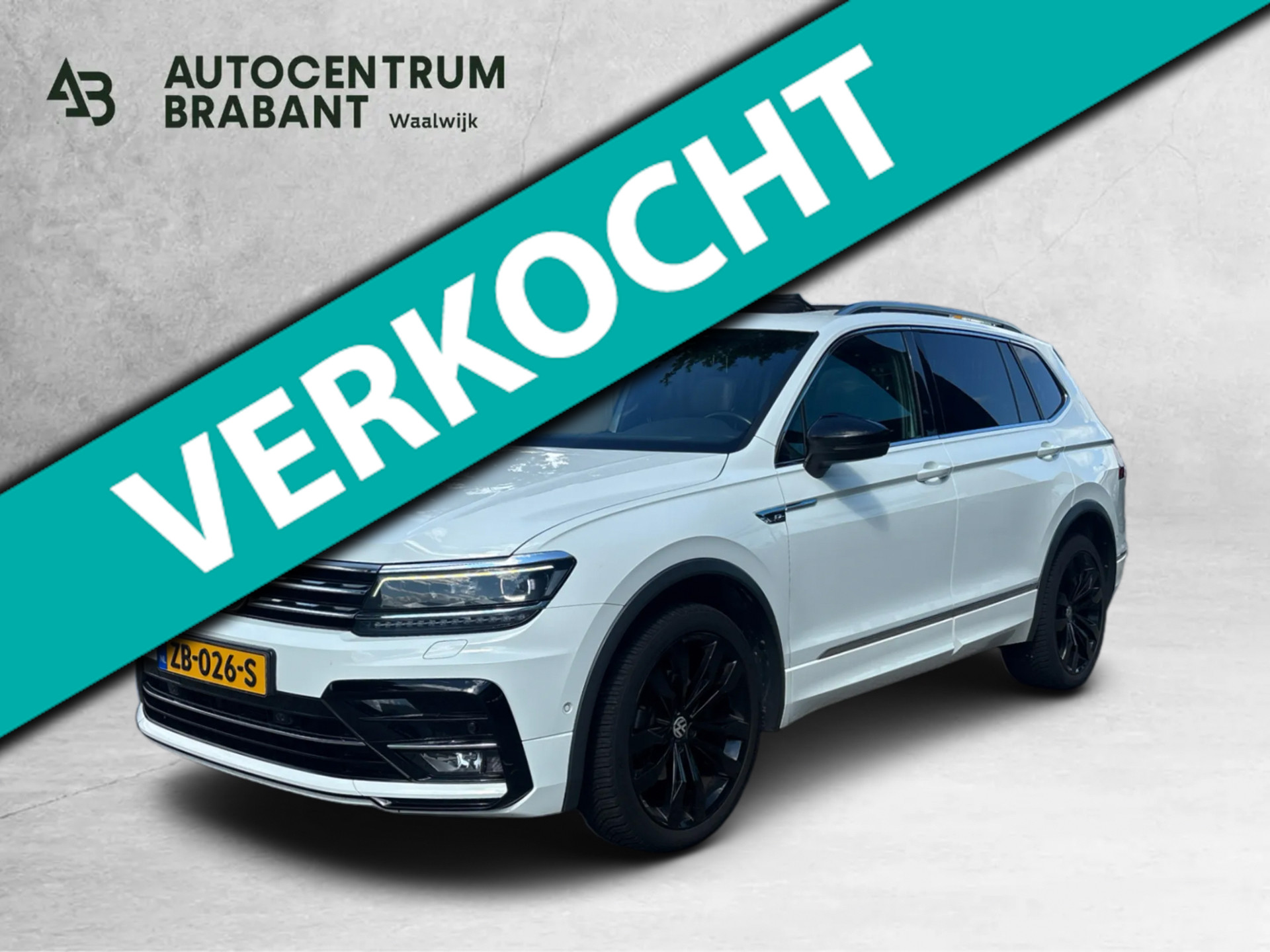 Volkswagen Tiguan 1.5 TSI Highline Business R-line  7p. (NL-auto, Panorama, Trehaak, Carplay, Camera, Leder, StoelV, ETc) 2019 - voorkant