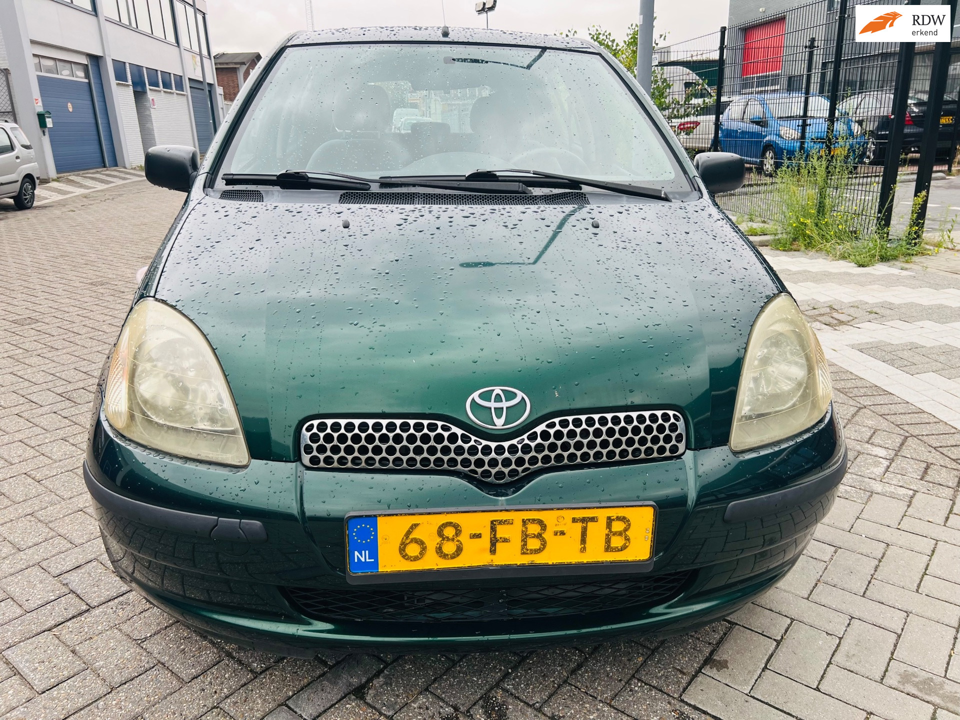 Toyota Toyota Yaris 1.3-16V VVT-i Sol Automaat 2000 - voorkant