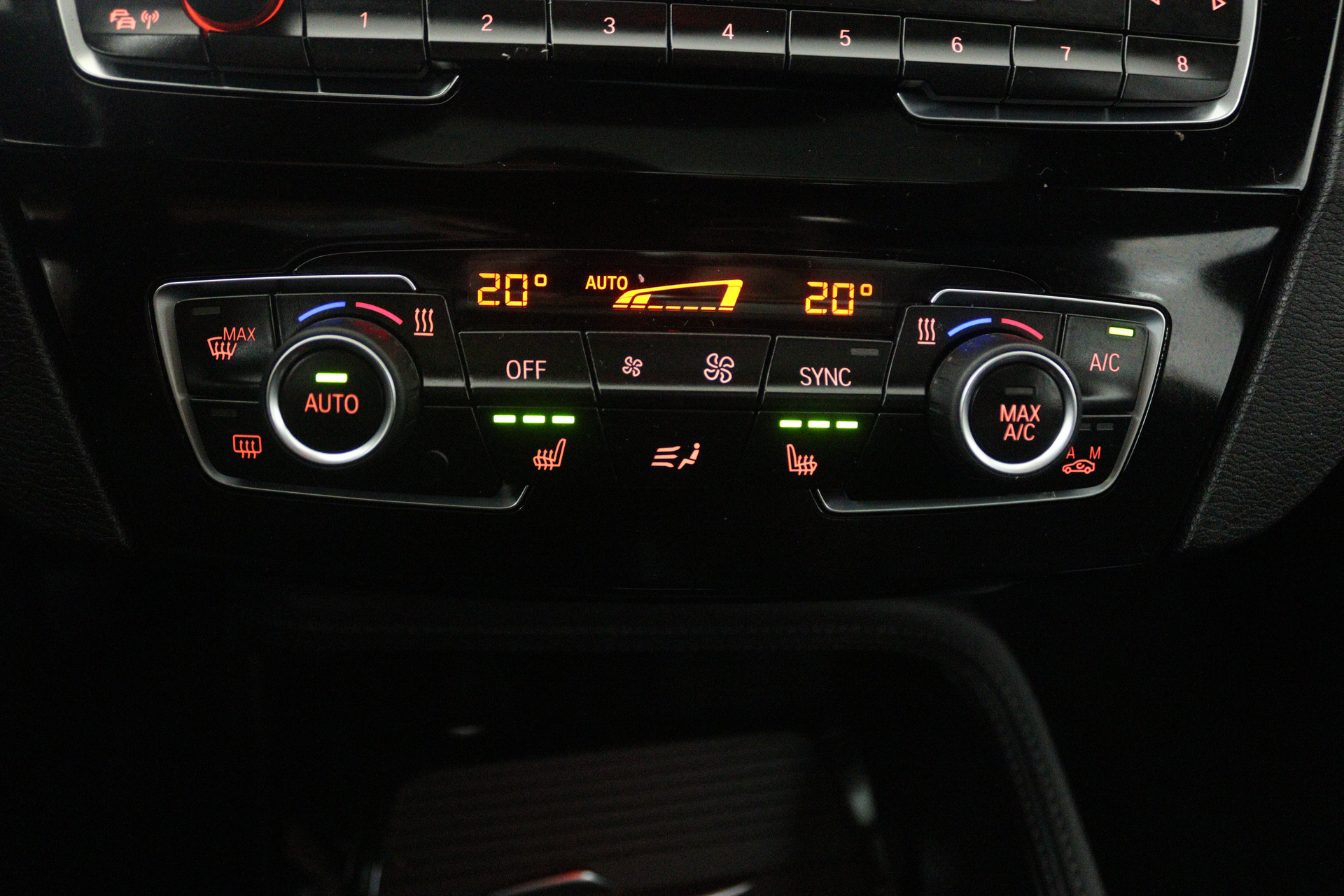 Foto van BMW X1 Xdrive20i