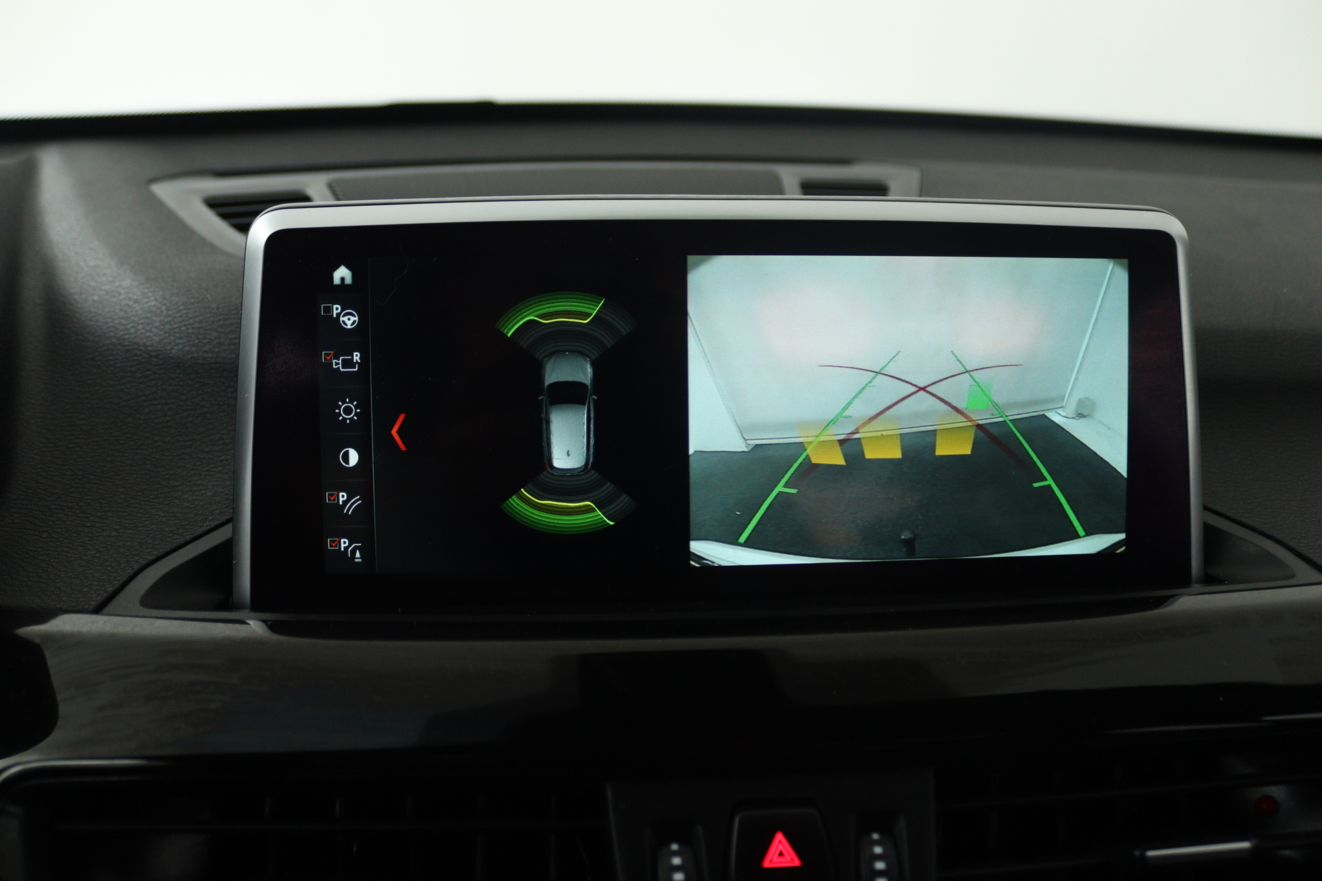 Foto van BMW X1 Xdrive20i