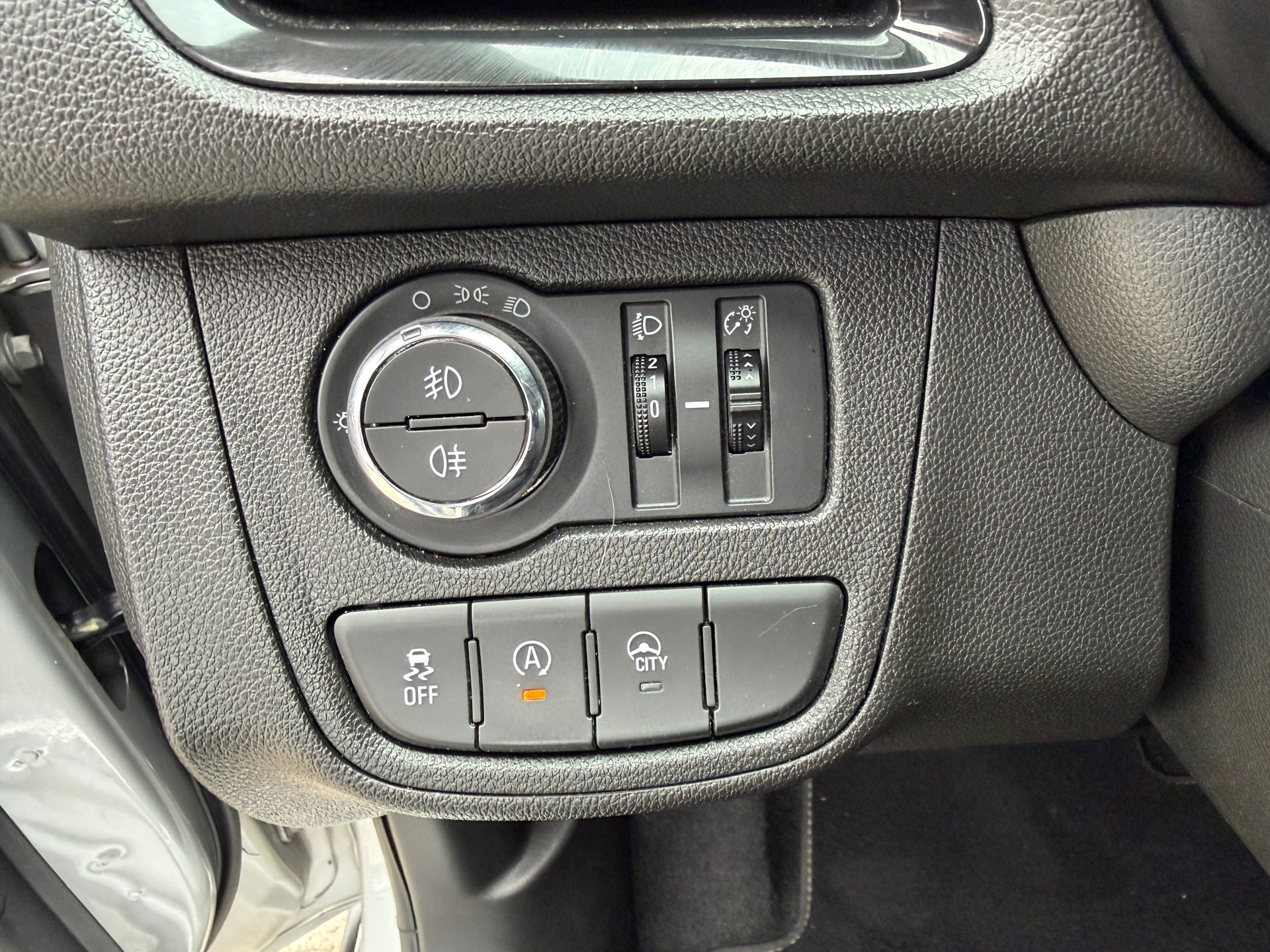 Foto van Opel Karl Rocks / Viva Rocks