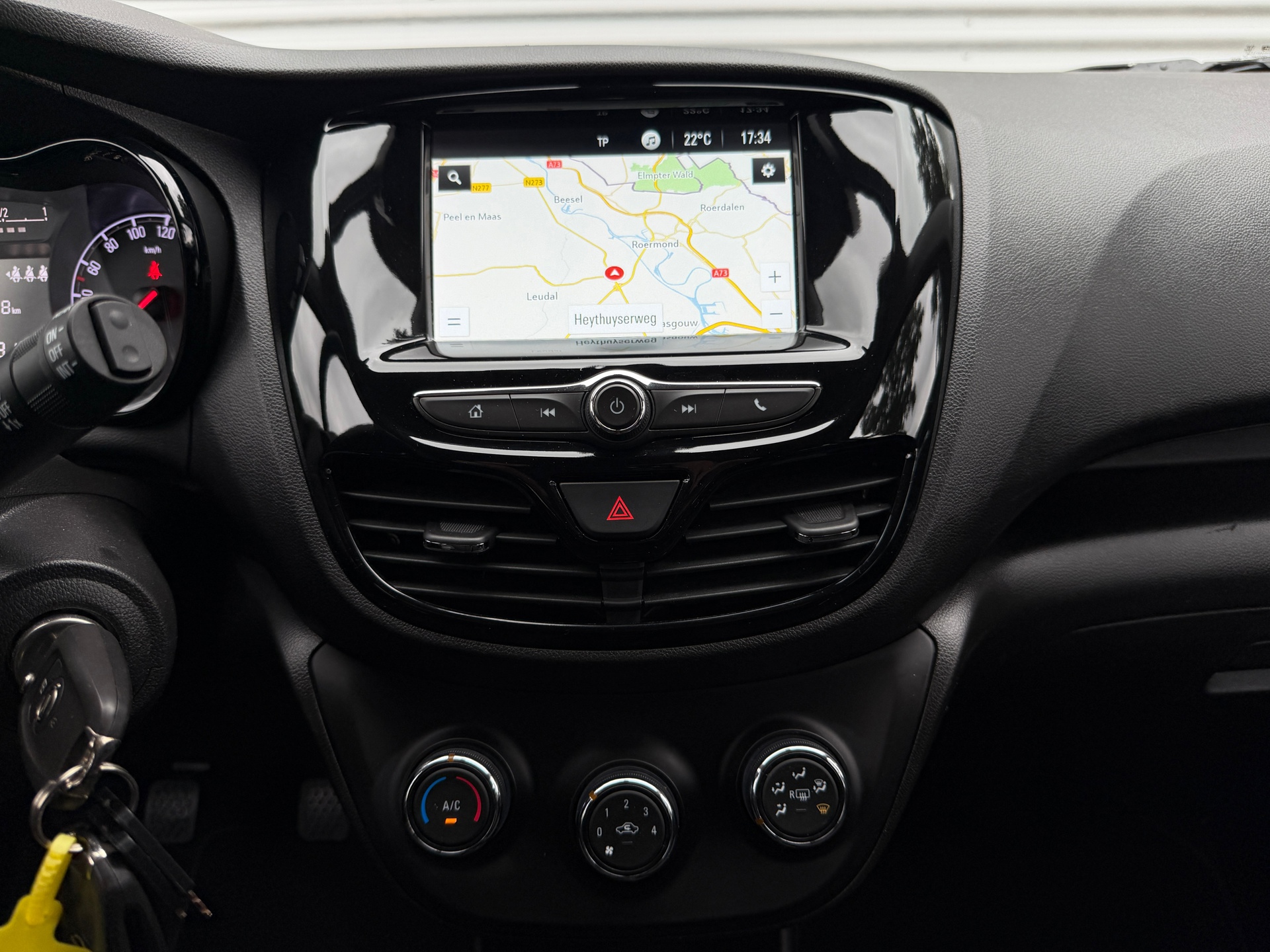 Foto van Opel Karl Rocks / Viva Rocks