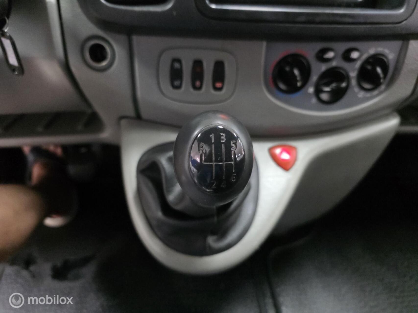 Foto van Opel Vivaro