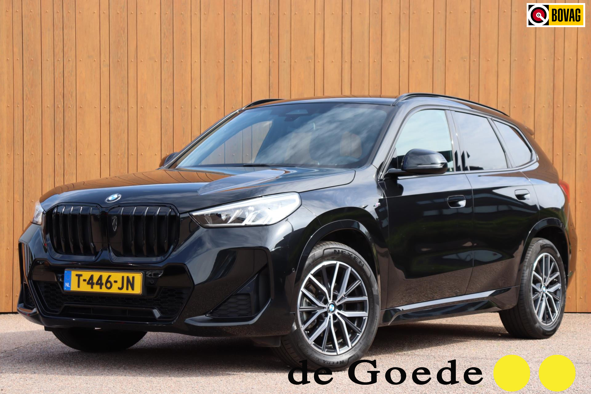 BMW X1 SDrive18i M-Sport org.NL leer/alc+verw camera el.klep 2023 - voorkant