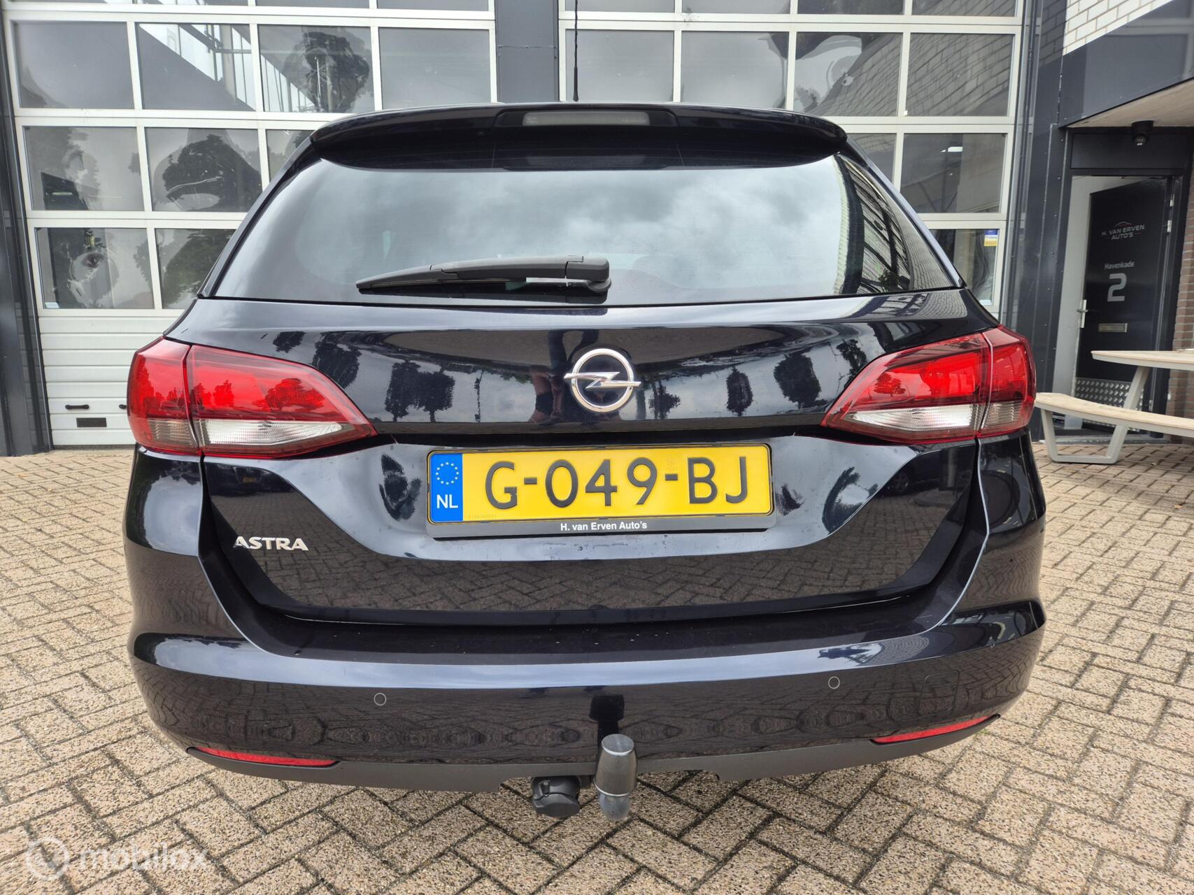 Foto van Opel Astra Sports Tourer