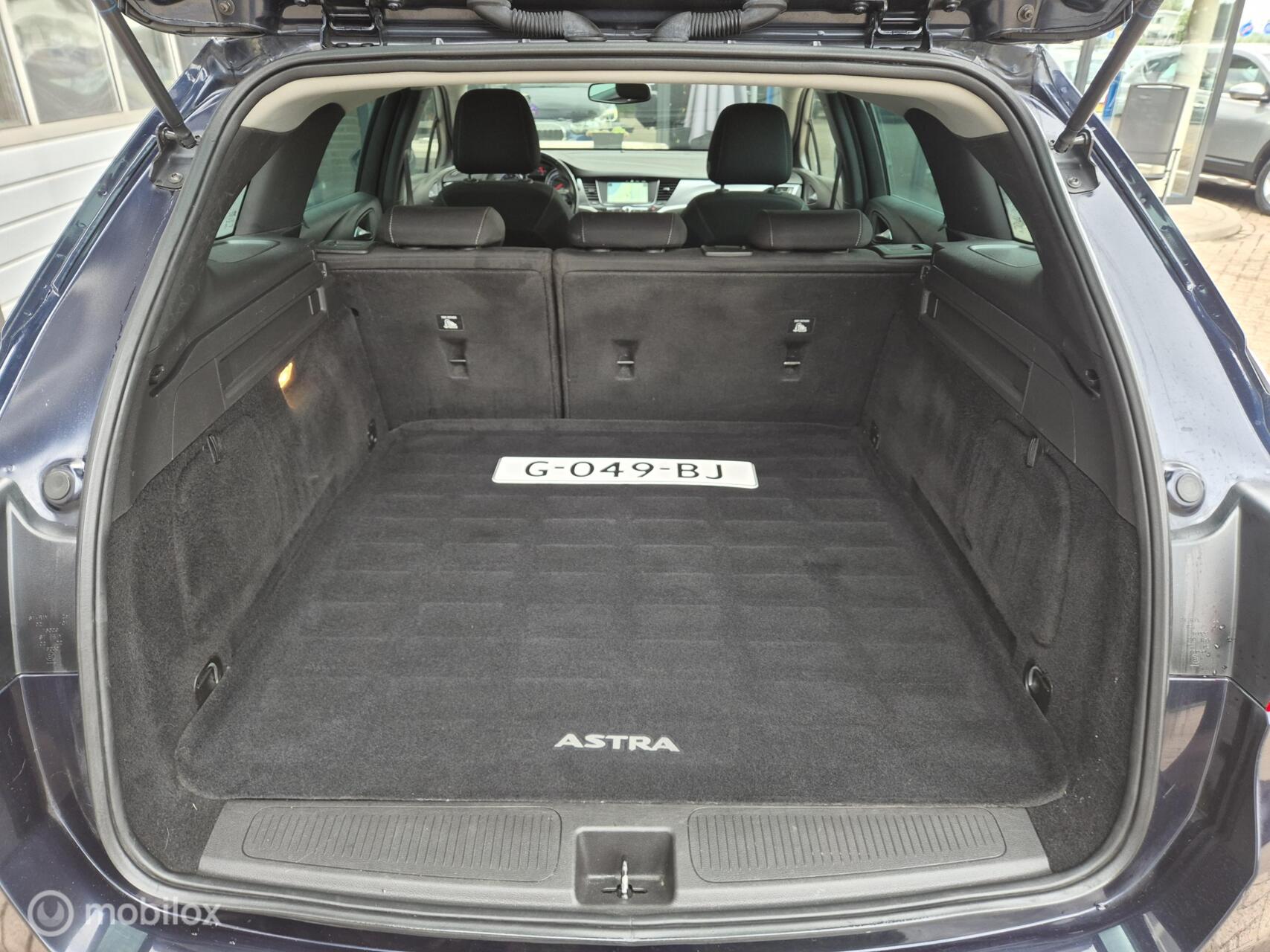 Foto van Opel Astra Sports Tourer