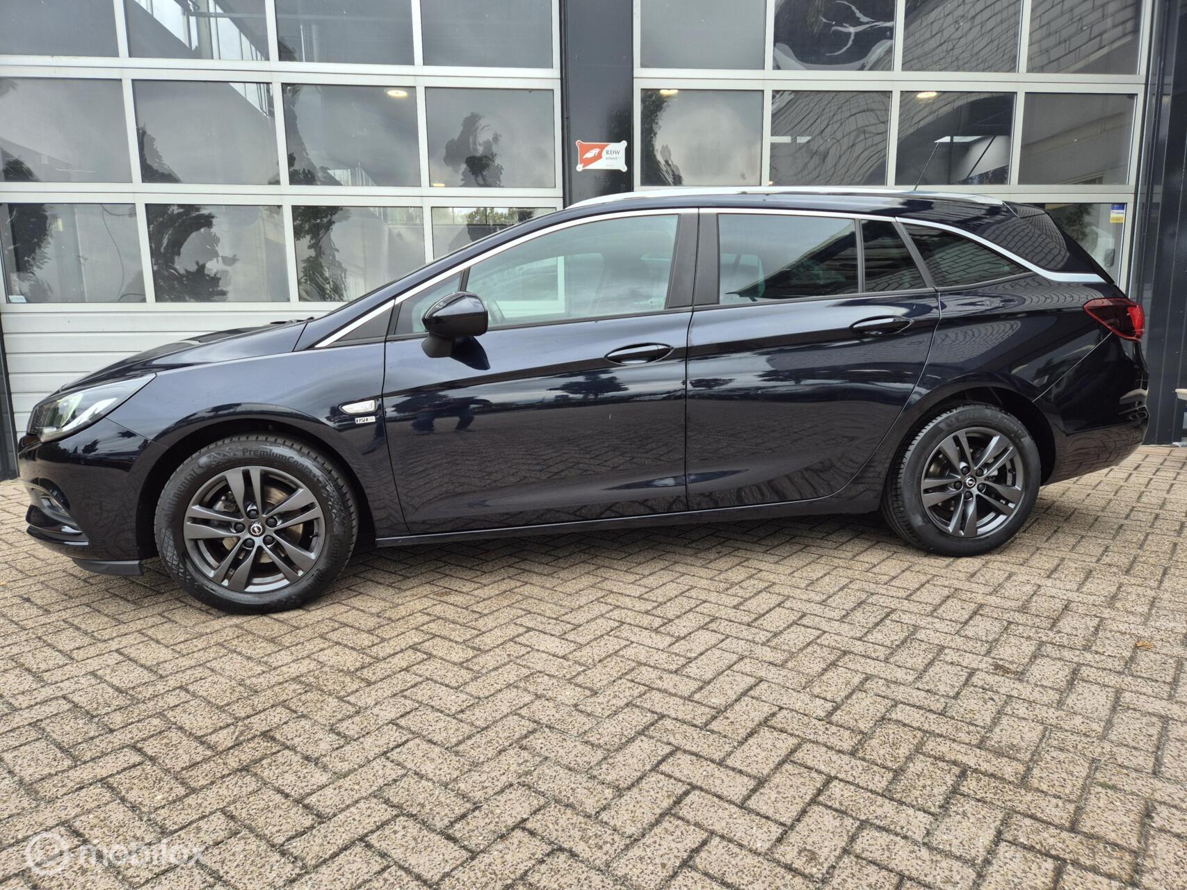 Foto van Opel Astra Sports Tourer