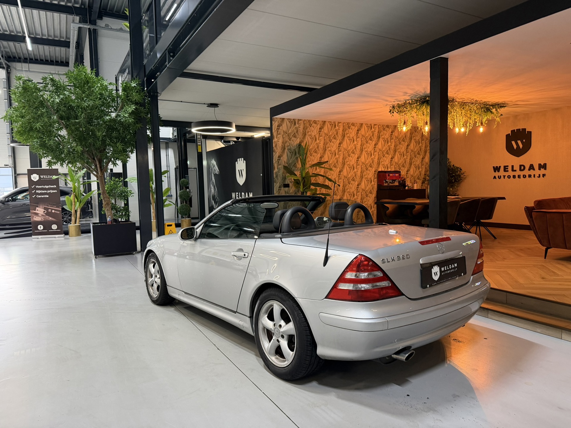 Foto van Mercedes-Benz SLK 320