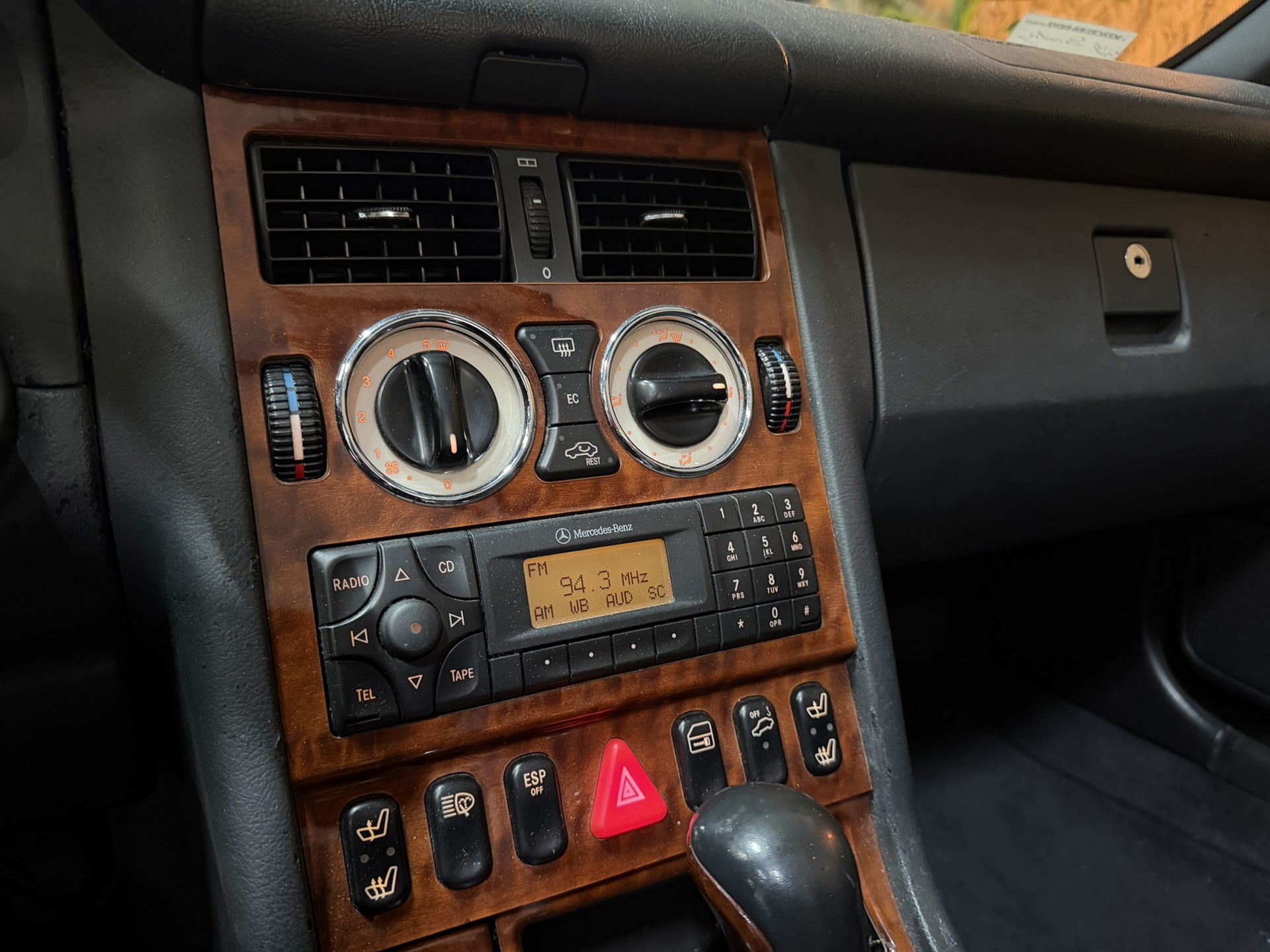 Foto van Mercedes-Benz SLK 320