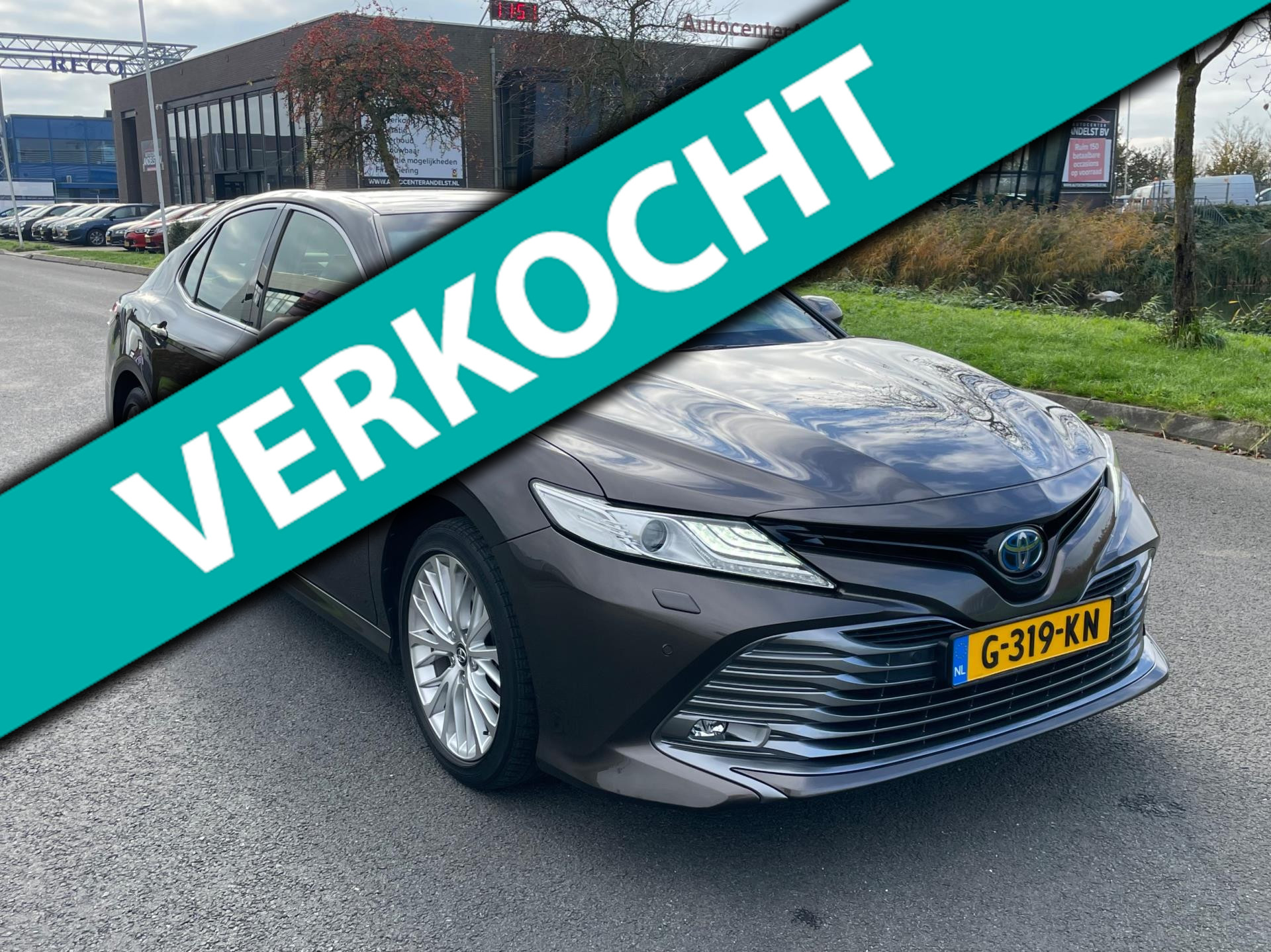 Toyota Toyota Camry 2.5 Hybrid Business Intro, Aut, Acc, Stoelverw, Cam, LED, Leder, Pdc, Navi, Lmv, Geen import, Nap, Volledig oh! 2019 - voorkant