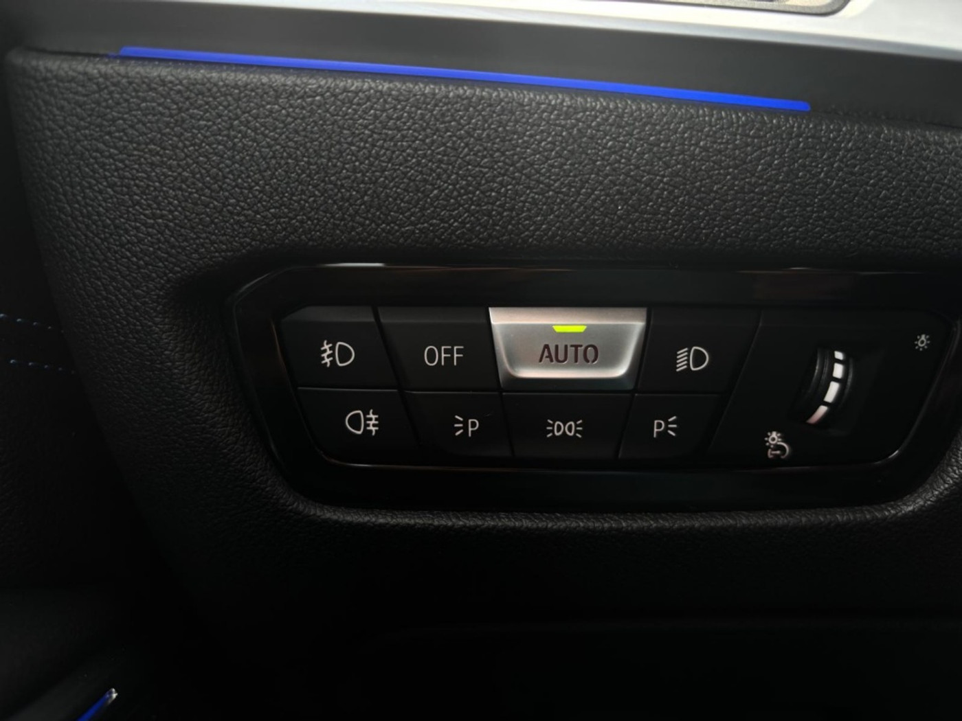 Foto van BMW 330i