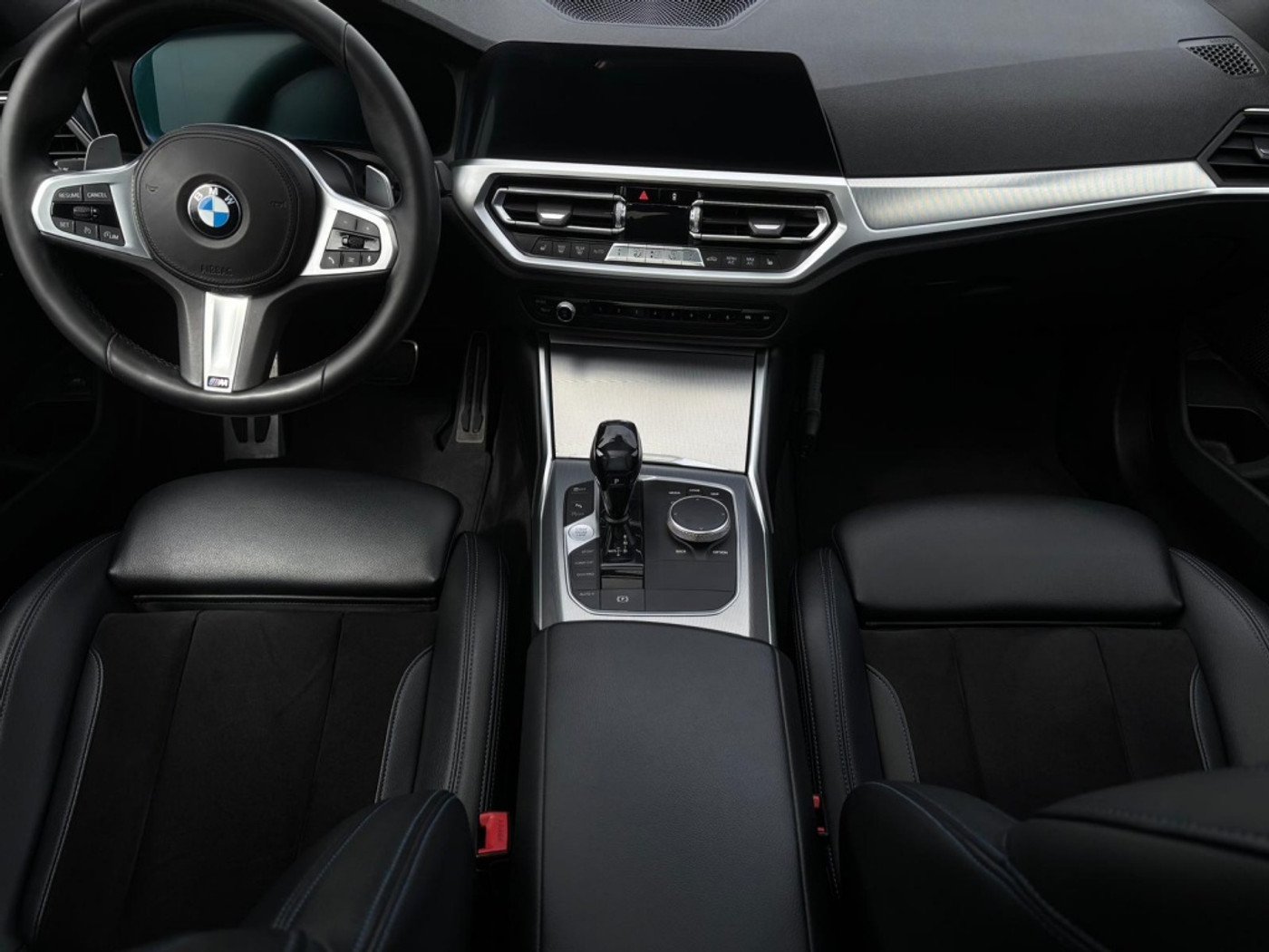 Foto van BMW 330i