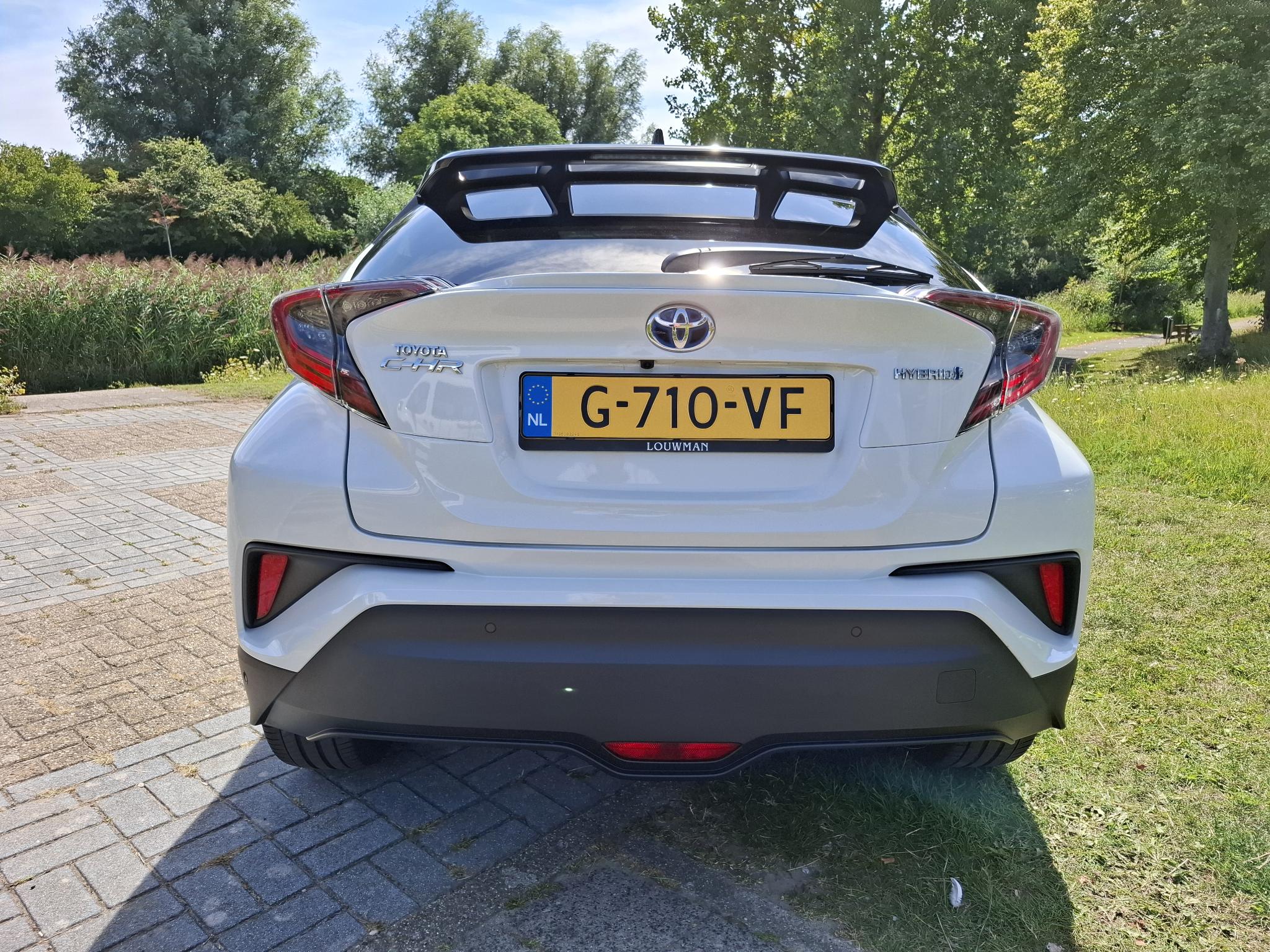 Foto van Toyota C-hr