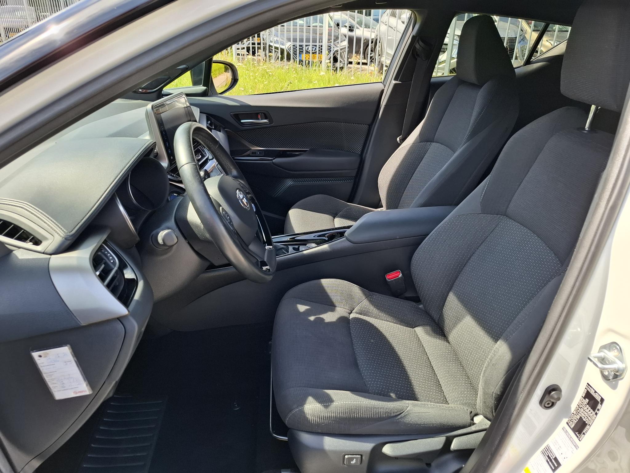Foto van Toyota C-hr