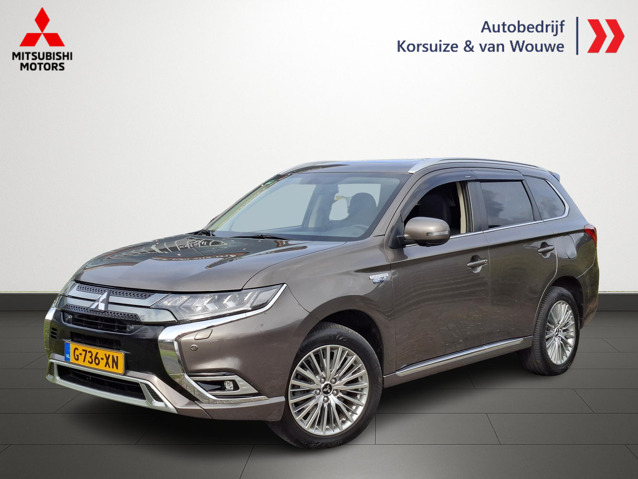 Mitsubishi Outlander 2.4 PHEV Intense+ 2020 - voorkant